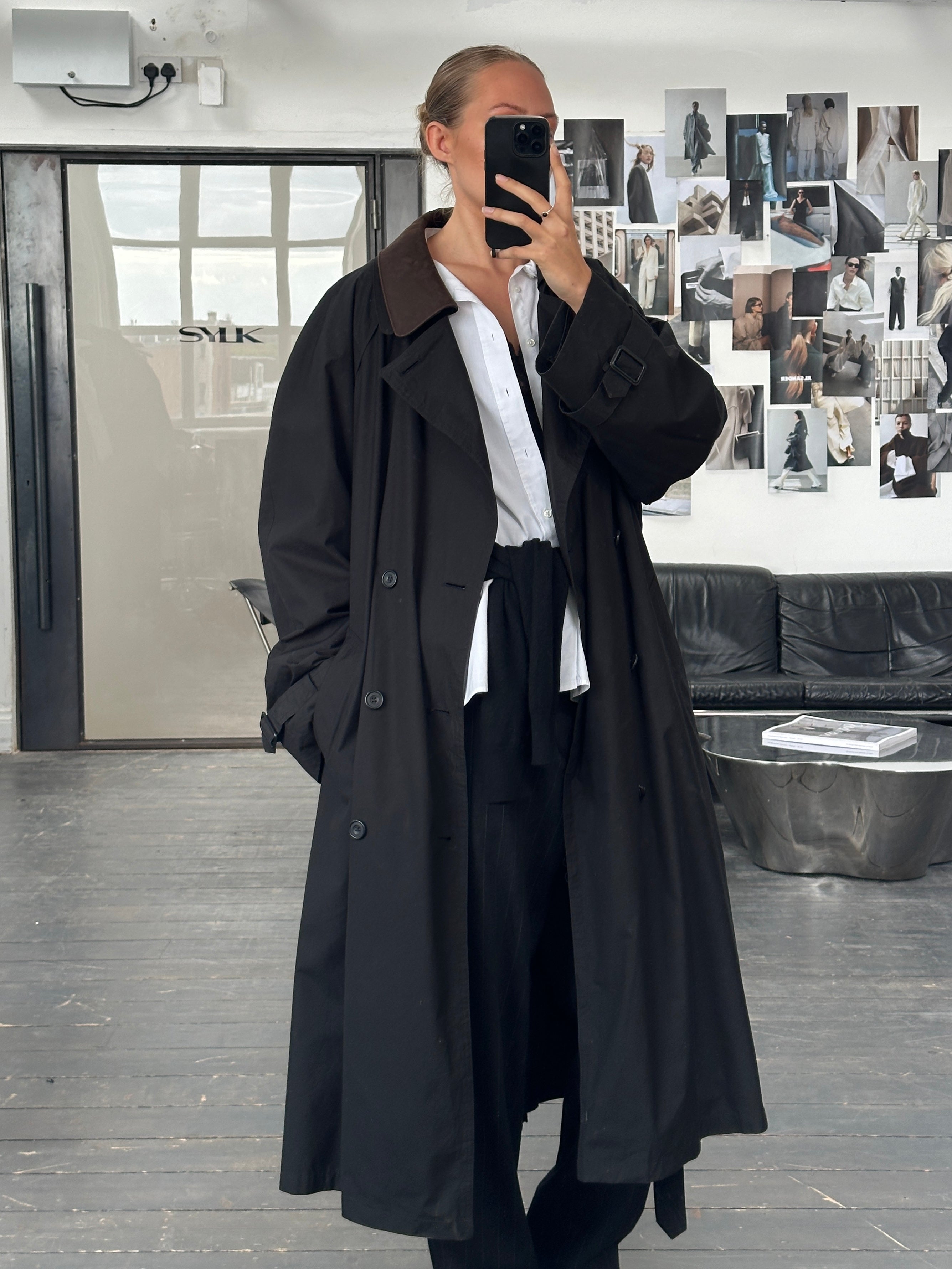 London Fog 1990s Leather Collar Belted Trench Coat - XXL - SYLK