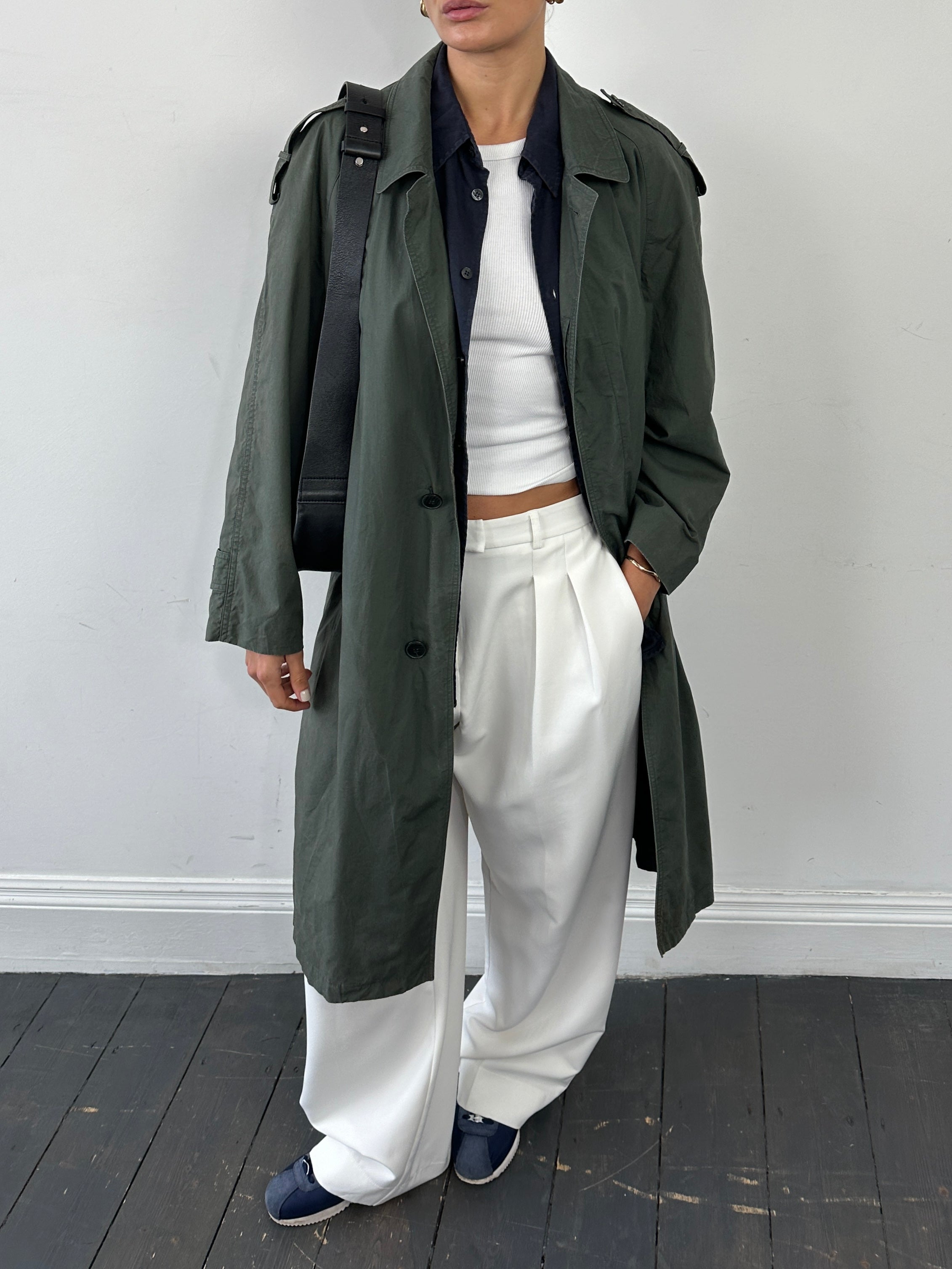 Yves Saint Laurent Diffusion Hommes pure cotton trench coat with concealed placket, shown in size L with classic beige color.