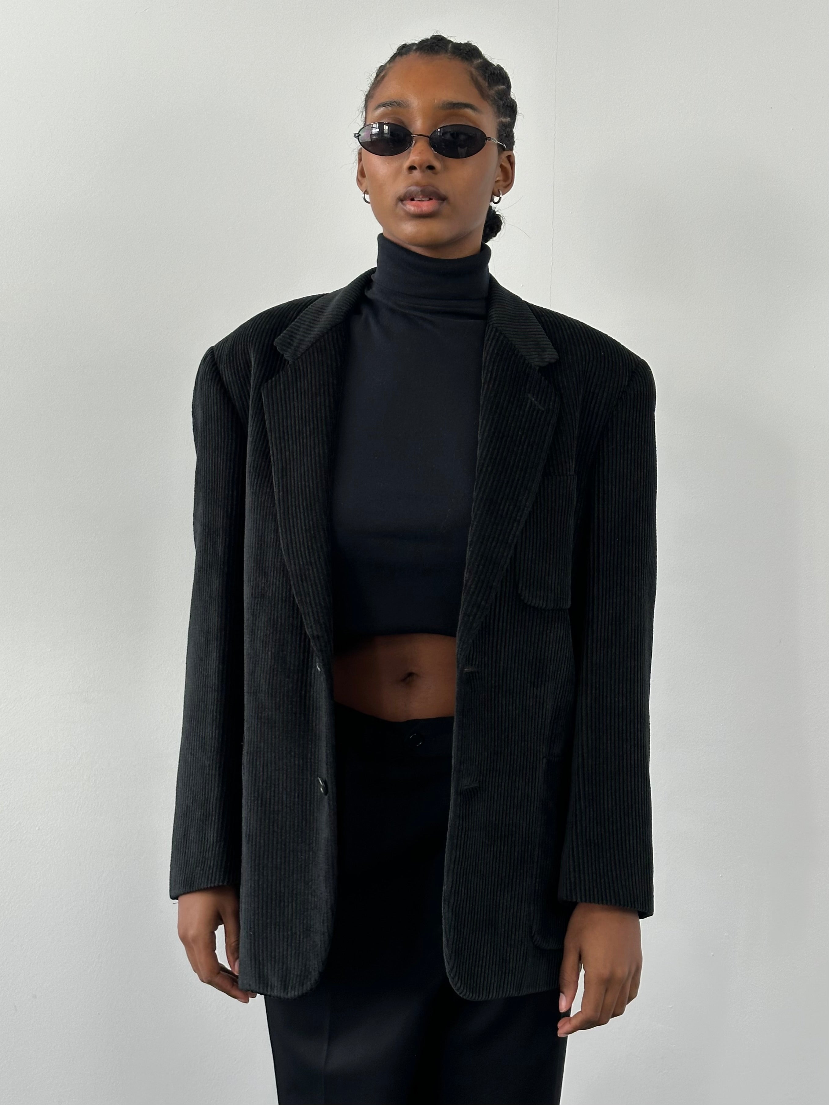 Christian Dior Monsieur 1990s corduroy single-breasted blazer in size 40R/M, shown in a classic tailored fit with lapel collar.