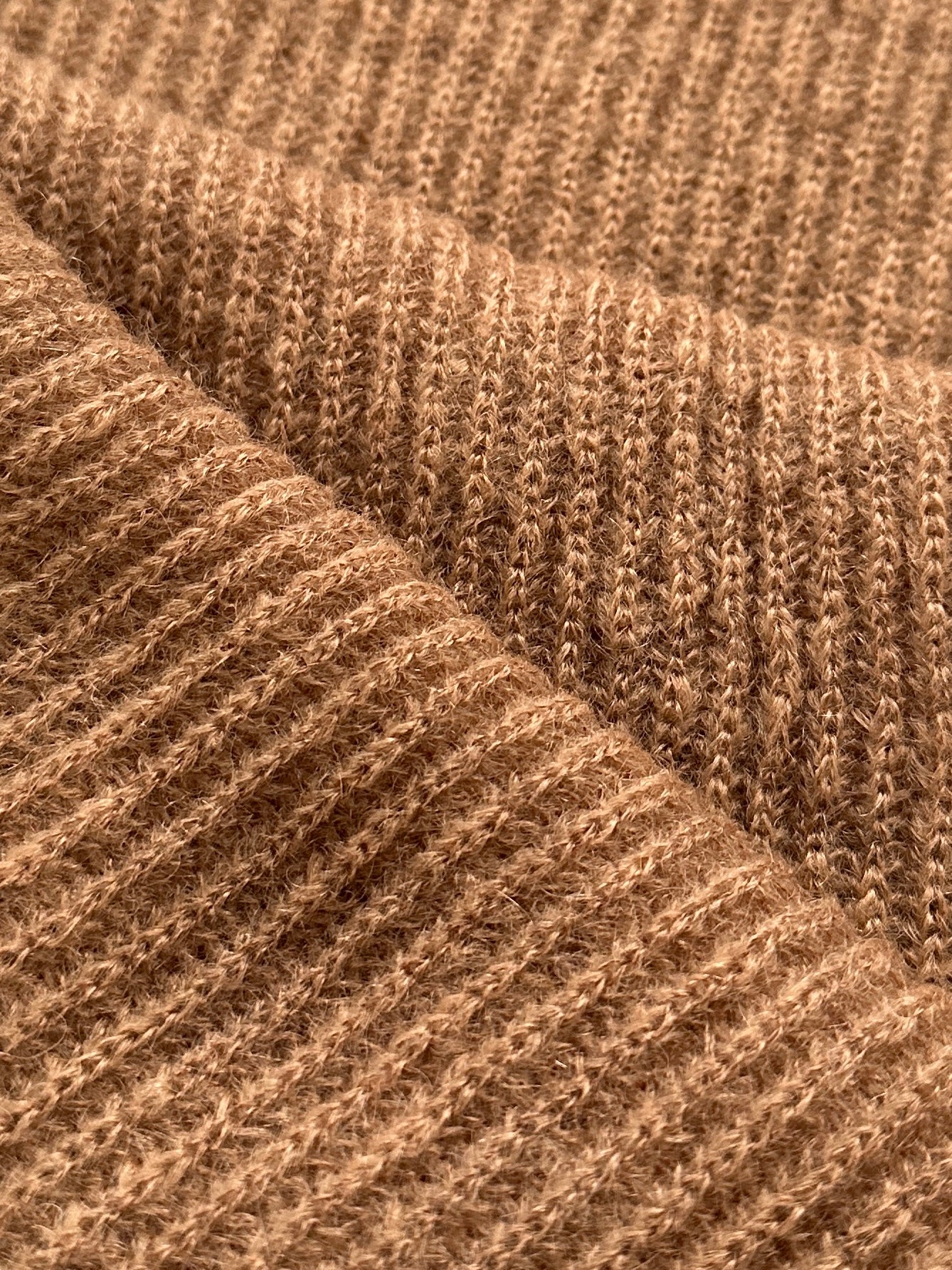 Vintage wool mohair long scarf with soft, textured fabric and classic design, perfect for stylish cold-weather wear.
