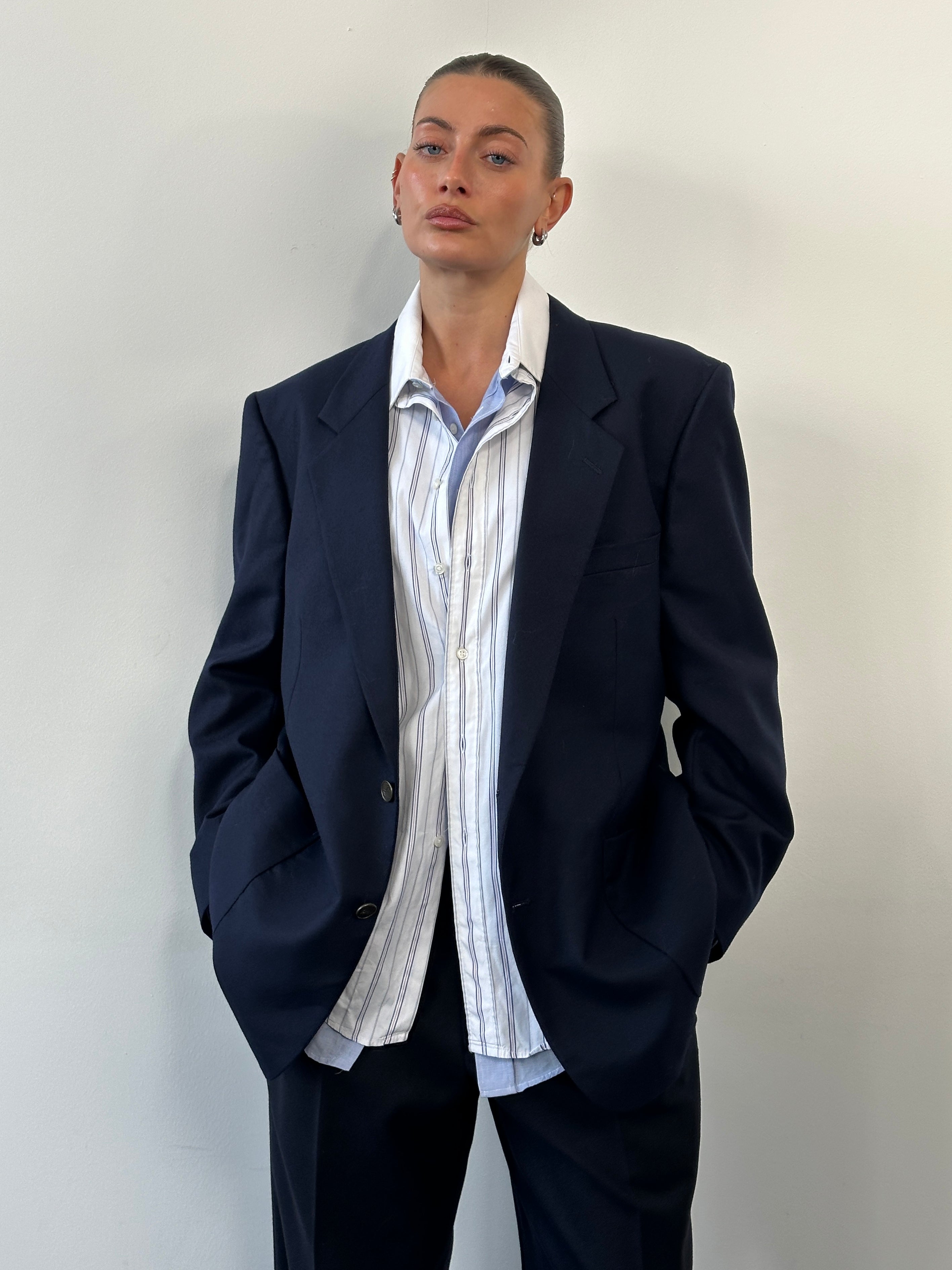 Yves Saint Laurent men's 1990s pure wool bespoke button blazer in size 46R/XL, tailored fit, dark classic style.