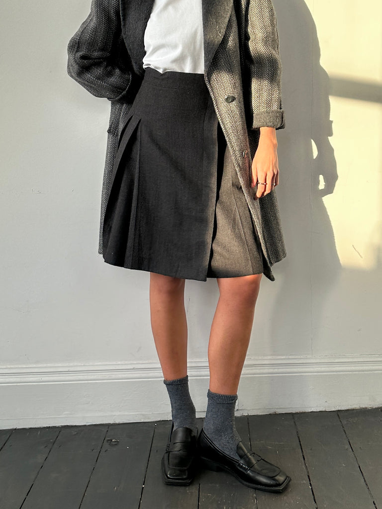 Italian Vintage Pure Wool Pleated Skirt - W28 - SYLK