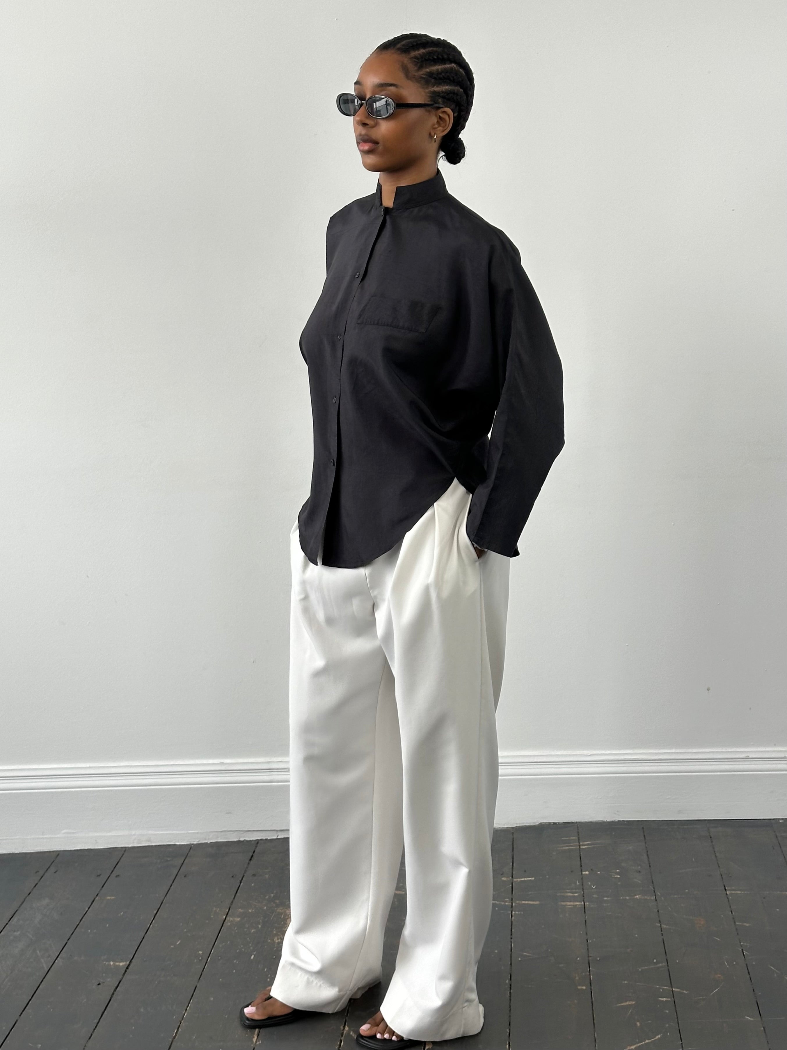 Vintage 1990s mandarin collar minimal shirt in size S, featuring a sleek design and classic collar style.
