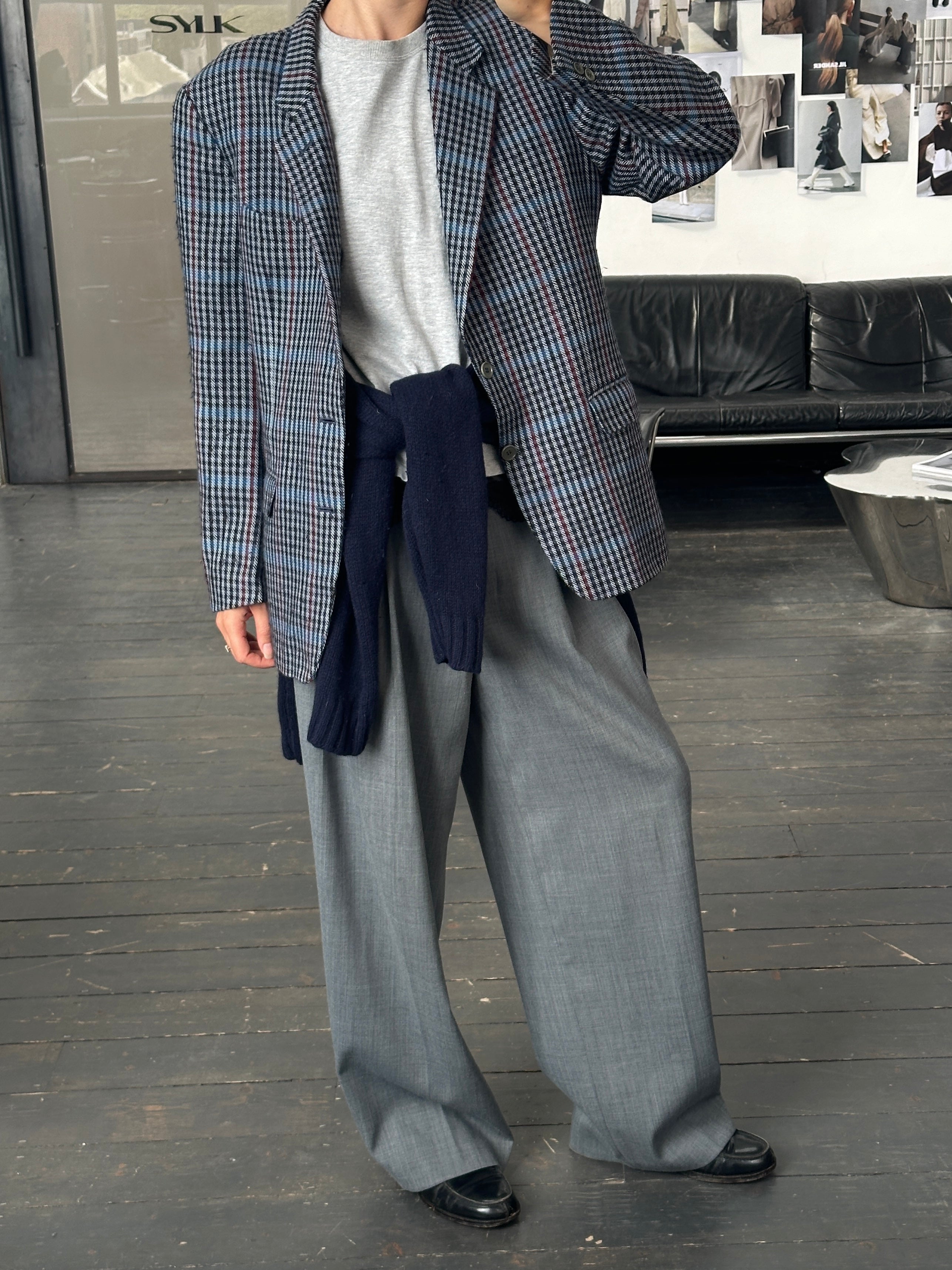 Christian Dior Monsieur 1990s brushed wool houndstooth blazer, 42R/XL, featuring classic tailored fit and stylish pattern details.