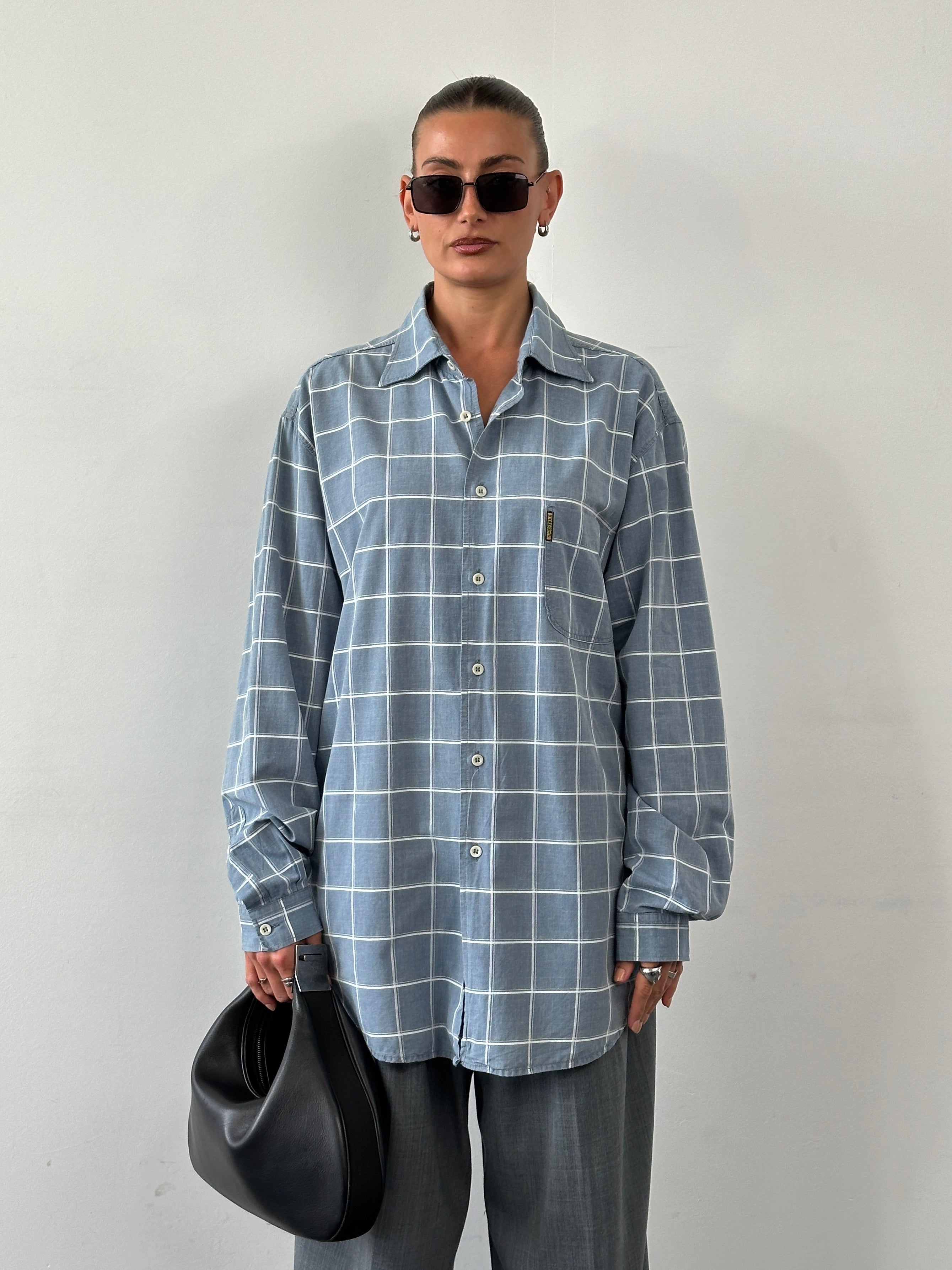 Armani Jeans check flannel cotton shirt in XXL with logo detail, featuring a classic plaid pattern and button-front design.