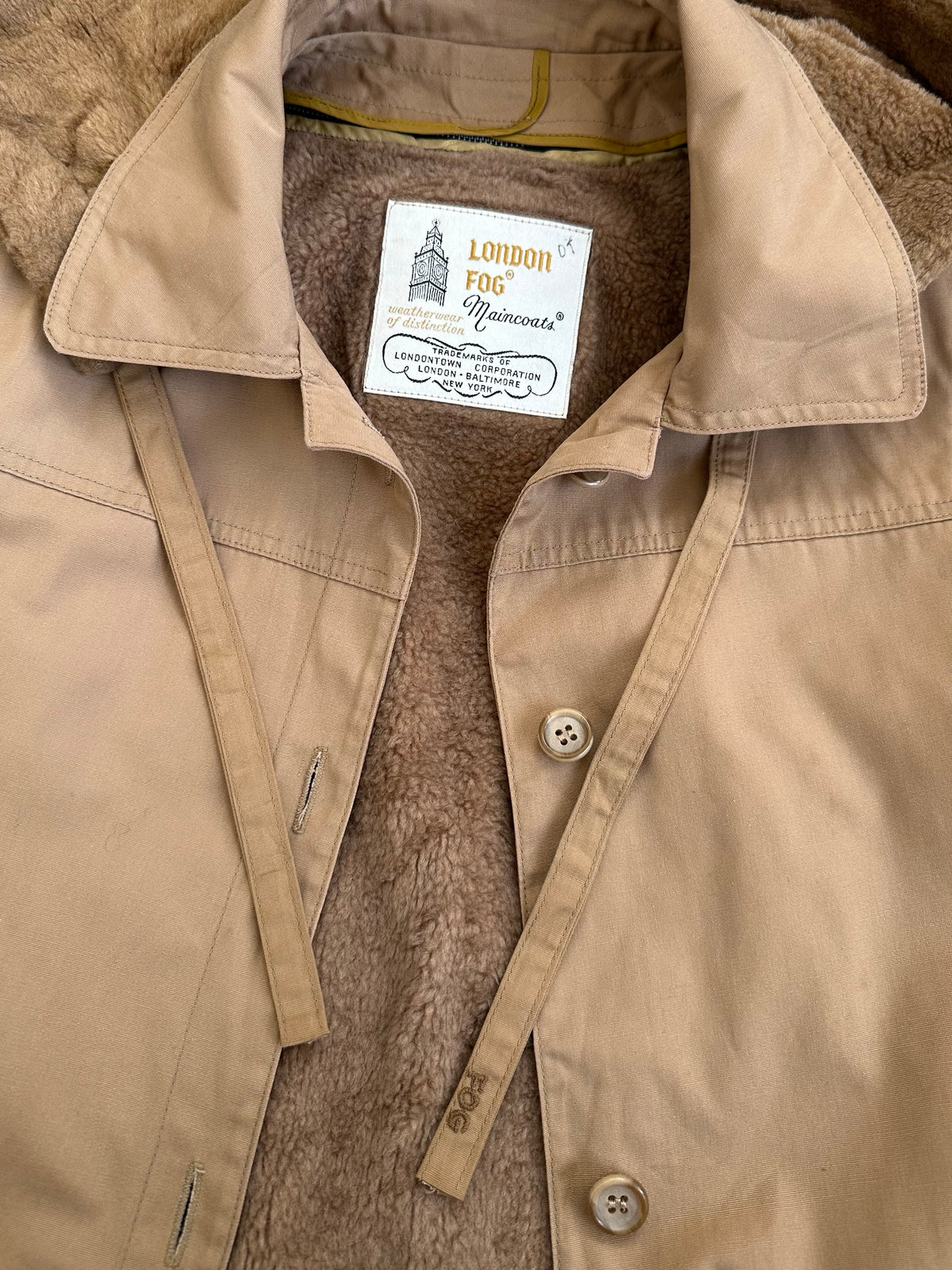 London Fog 1980s Cotton Belted Hooded Belted Trench - M