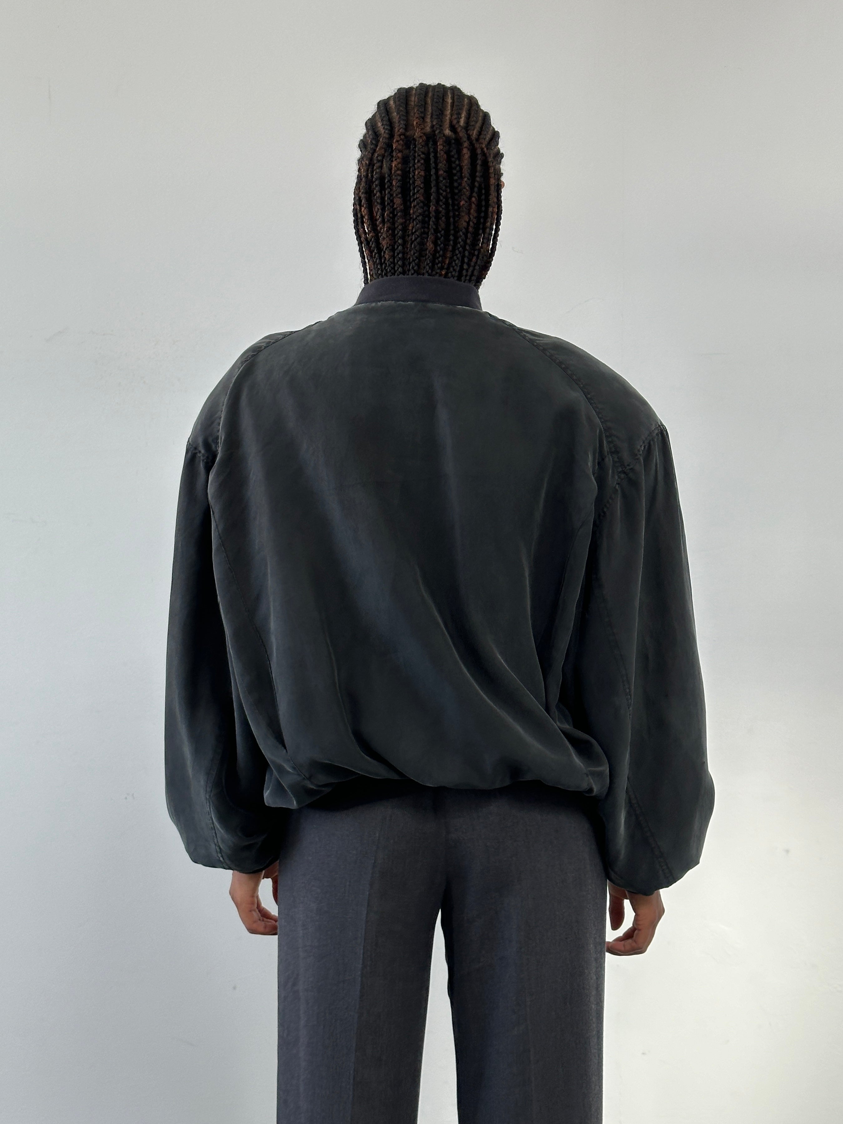 Vintage 1990s pure silk bomber jacket in size L, stylish retro bomber jacket with smooth silk fabric and classic design.