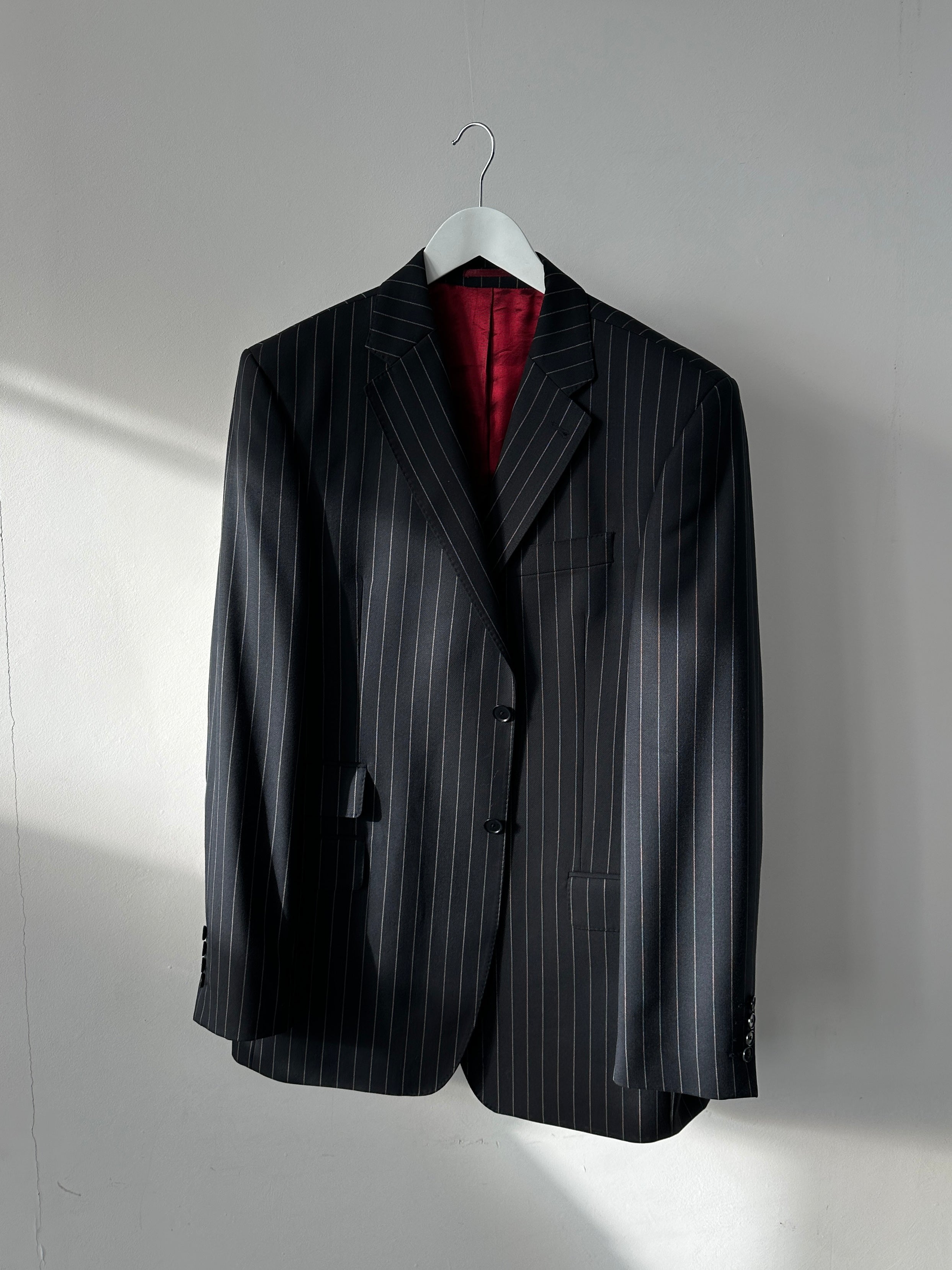 Vintage pinstripe pure wool single-breasted blazer in size 44L/XXL, shown on a hanger with a tailored fit and classic lapels.