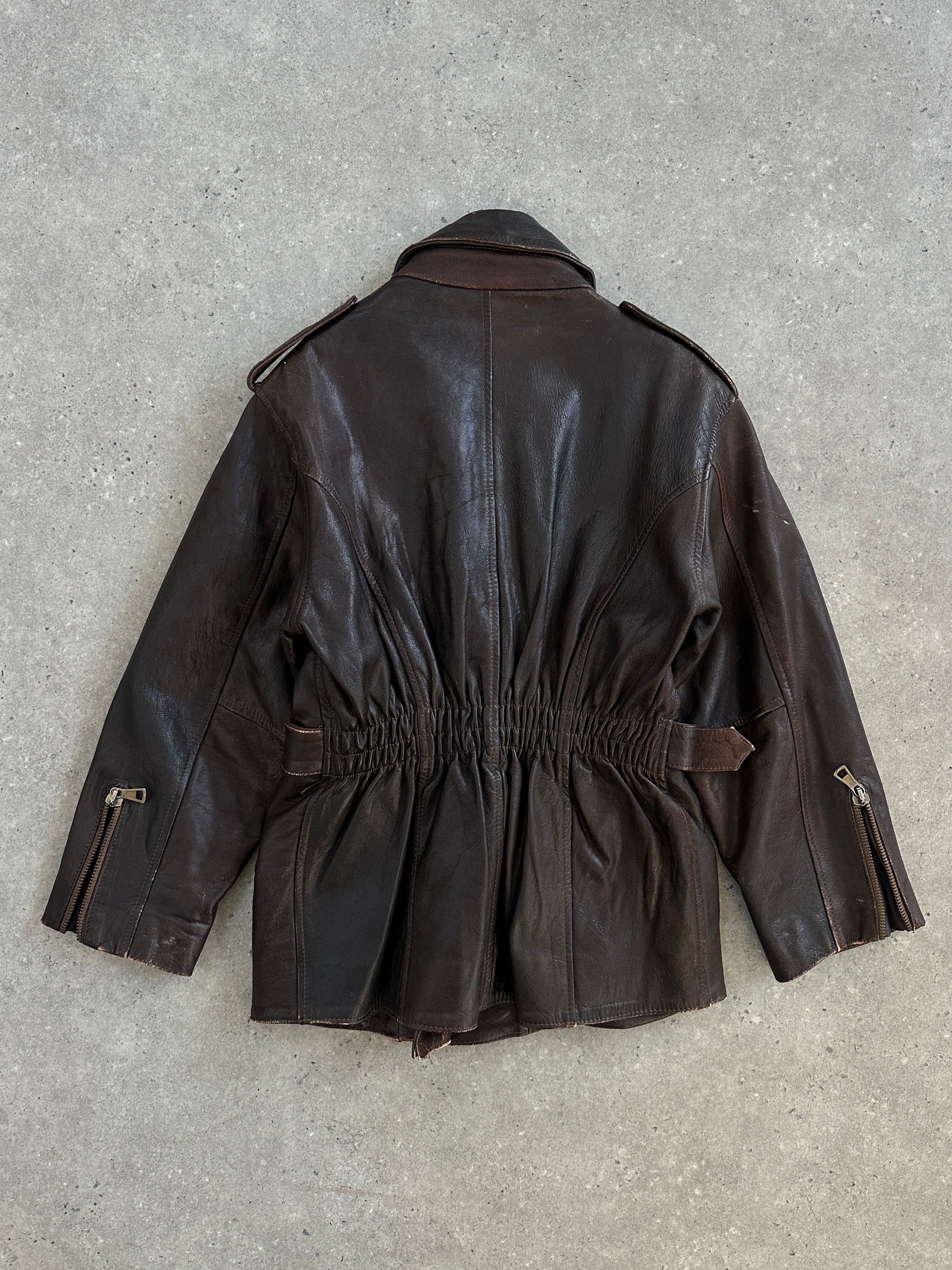 Vintage Italian 1990s aged belted leather jacket, size M, with classic distressed leather and vintage-style collar detail.