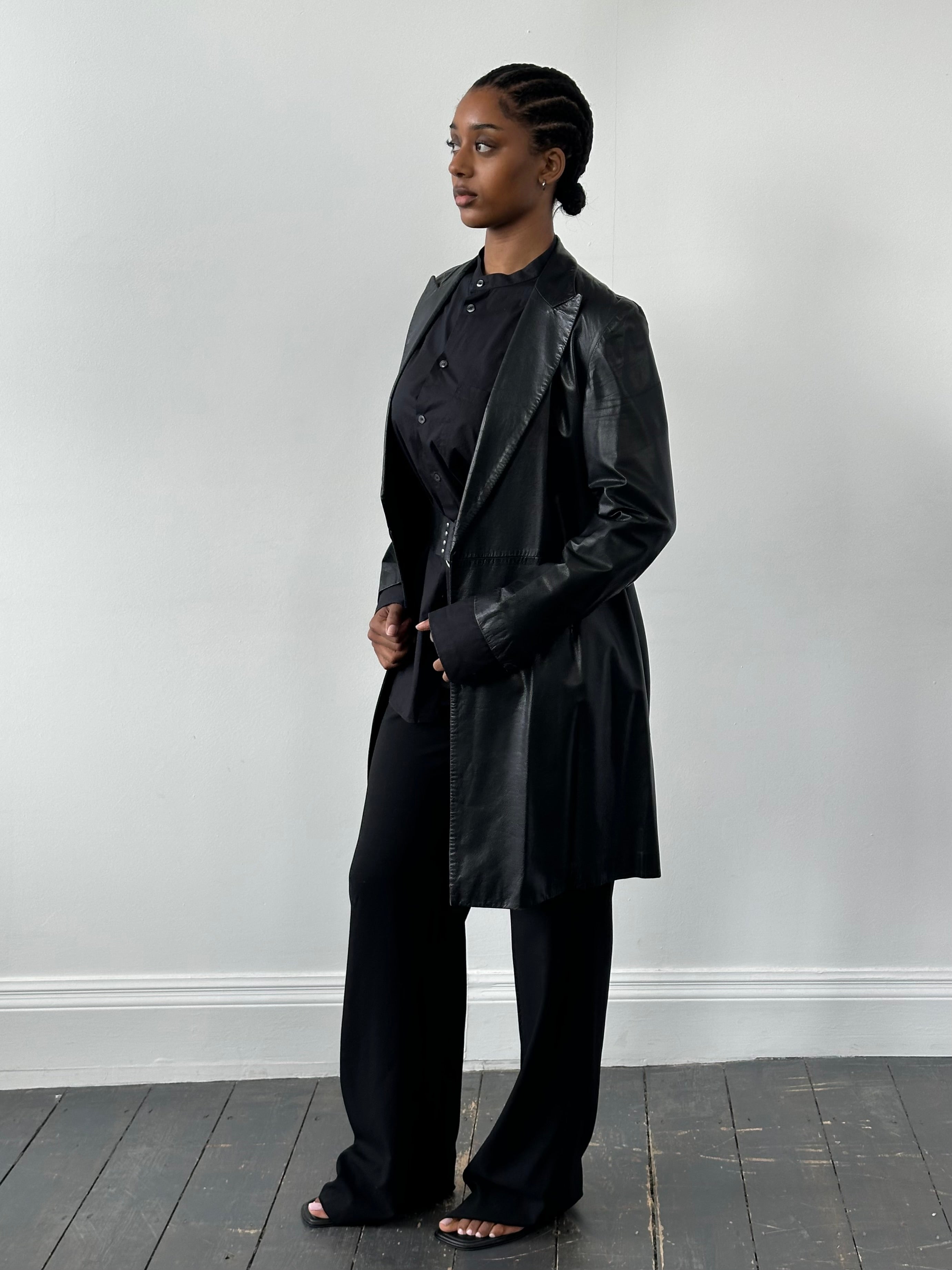 Versace Versus 1990s leather trench coat, men's S/M, black leather jacket with classic design and stylish collar.