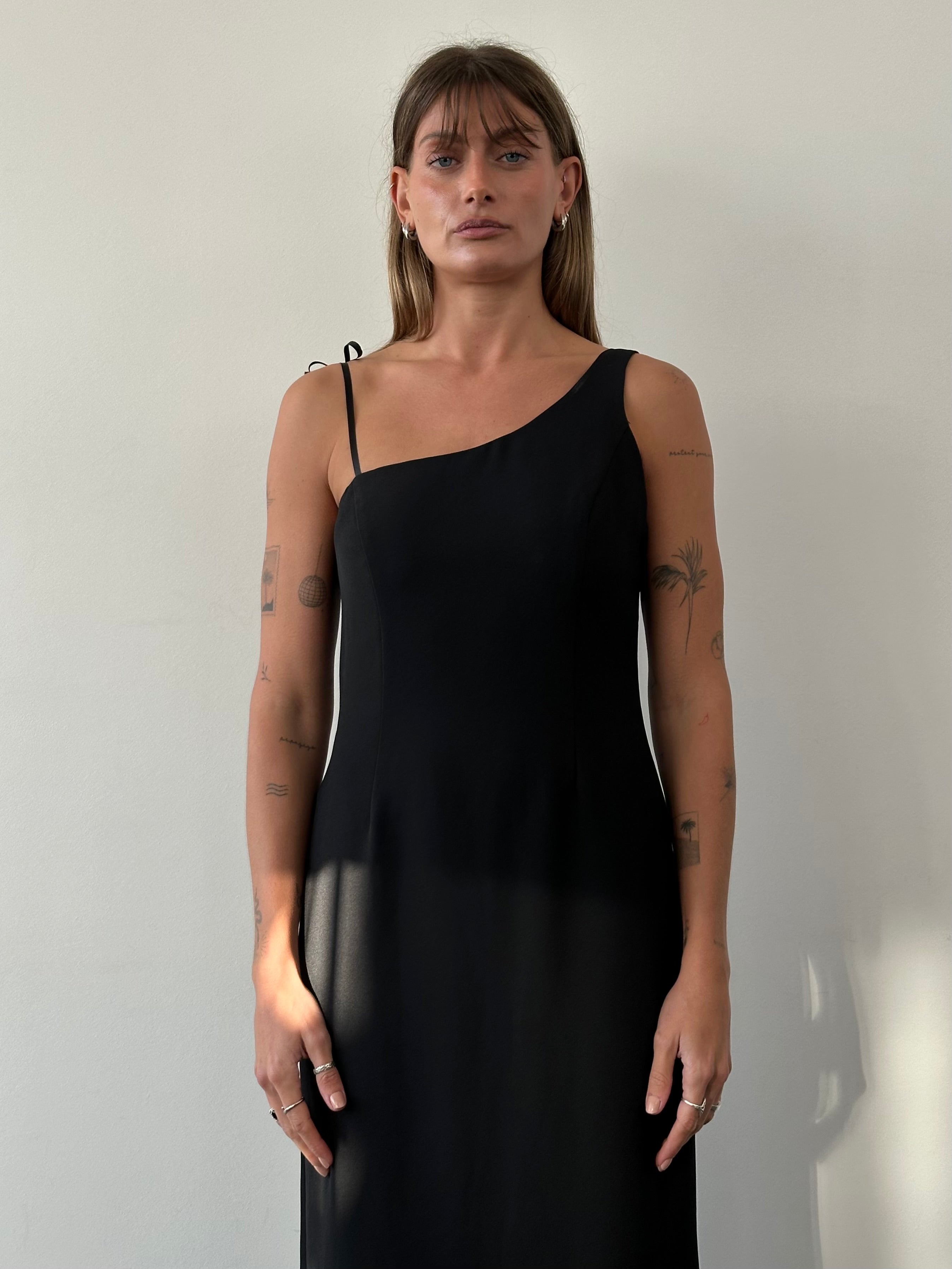 Vintage Italian vintage one shoulder maxi dress in size M, flowing fabric, elegant design with a single shoulder strap.