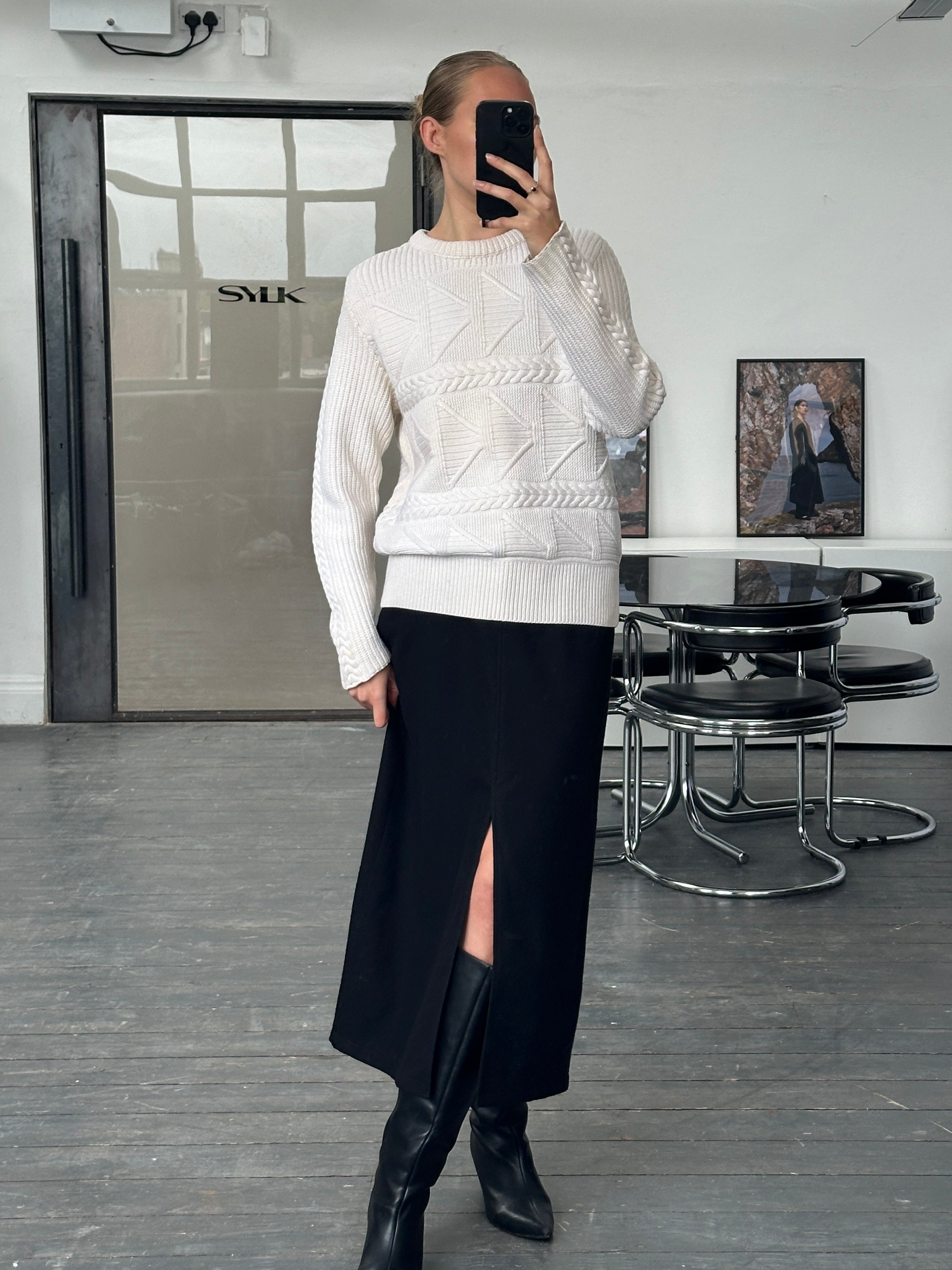 Burberry Prorsum AW13 chunky knit wool jumper in size M, featuring a cozy textured design in natural tones.