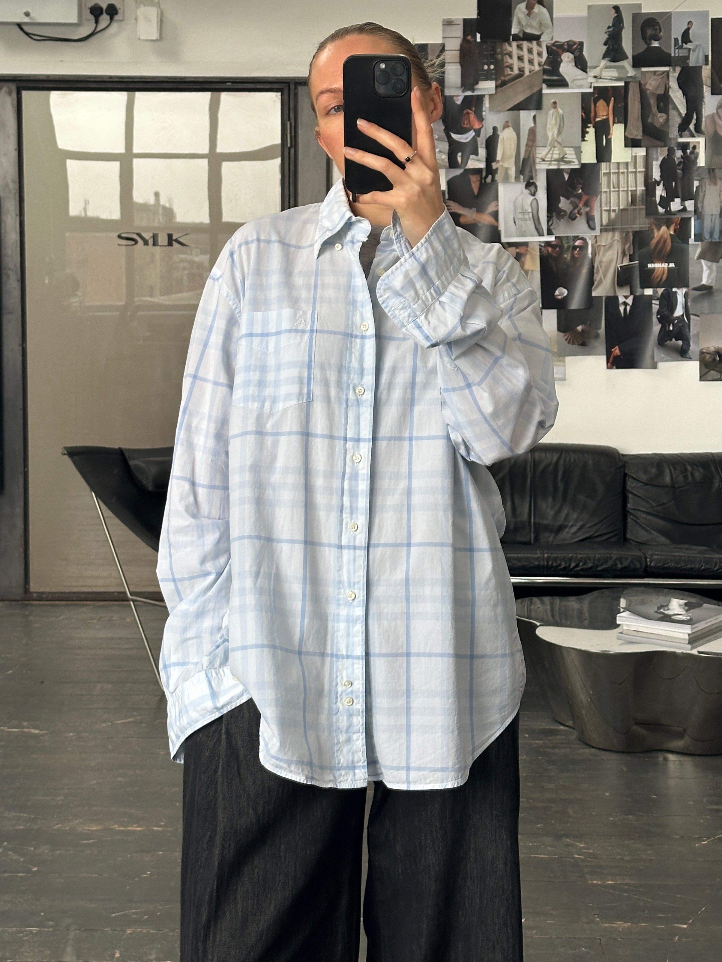 Burberry London 2000s cotton check shirt in XL size, featuring classic plaid pattern and button-down front.