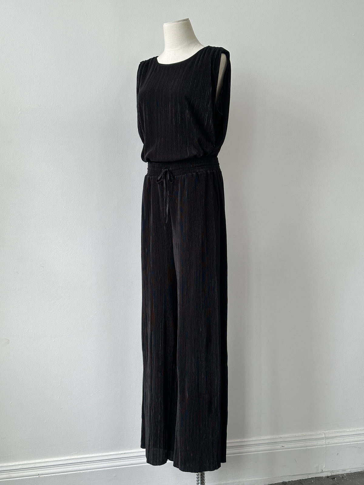 DKNY 2000s Pleated Wide Leg Two Piece Set - M/W28