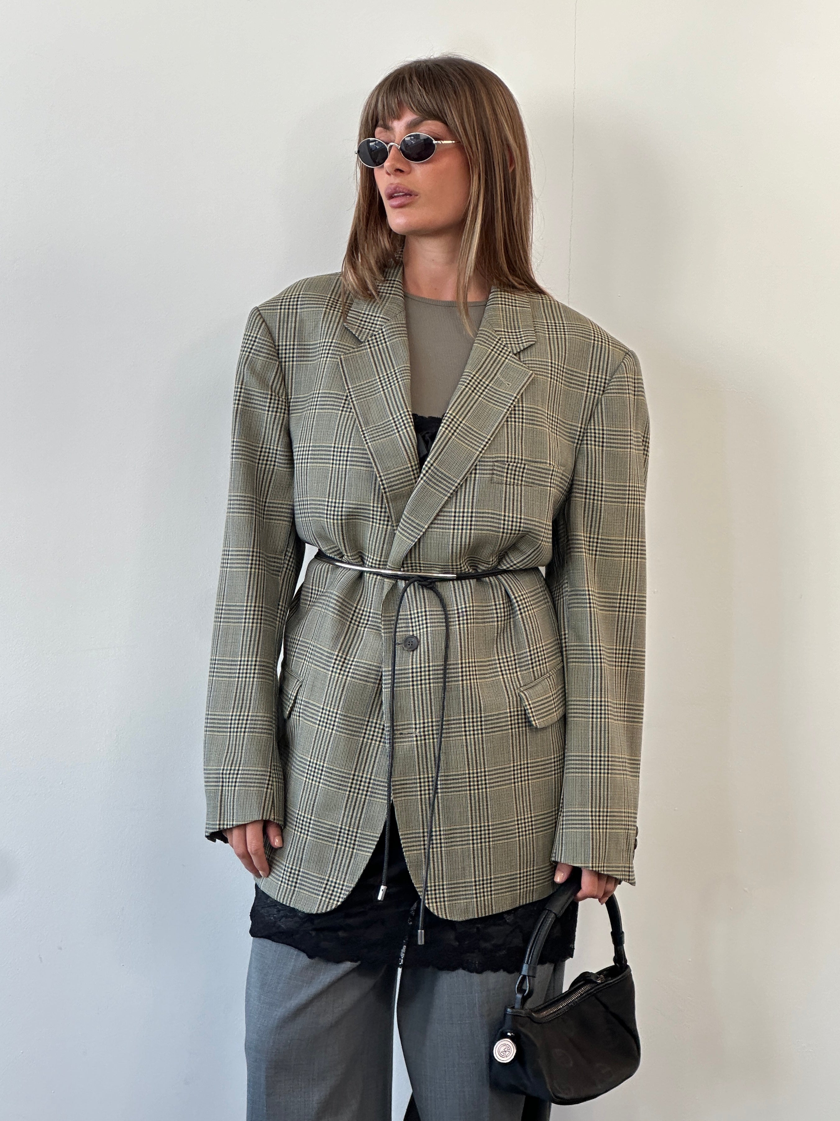 Burberry 1980s pure wool check blazer, single-breasted, in size 48R/XXL, featuring classic Burberry plaid pattern and tailored fit.