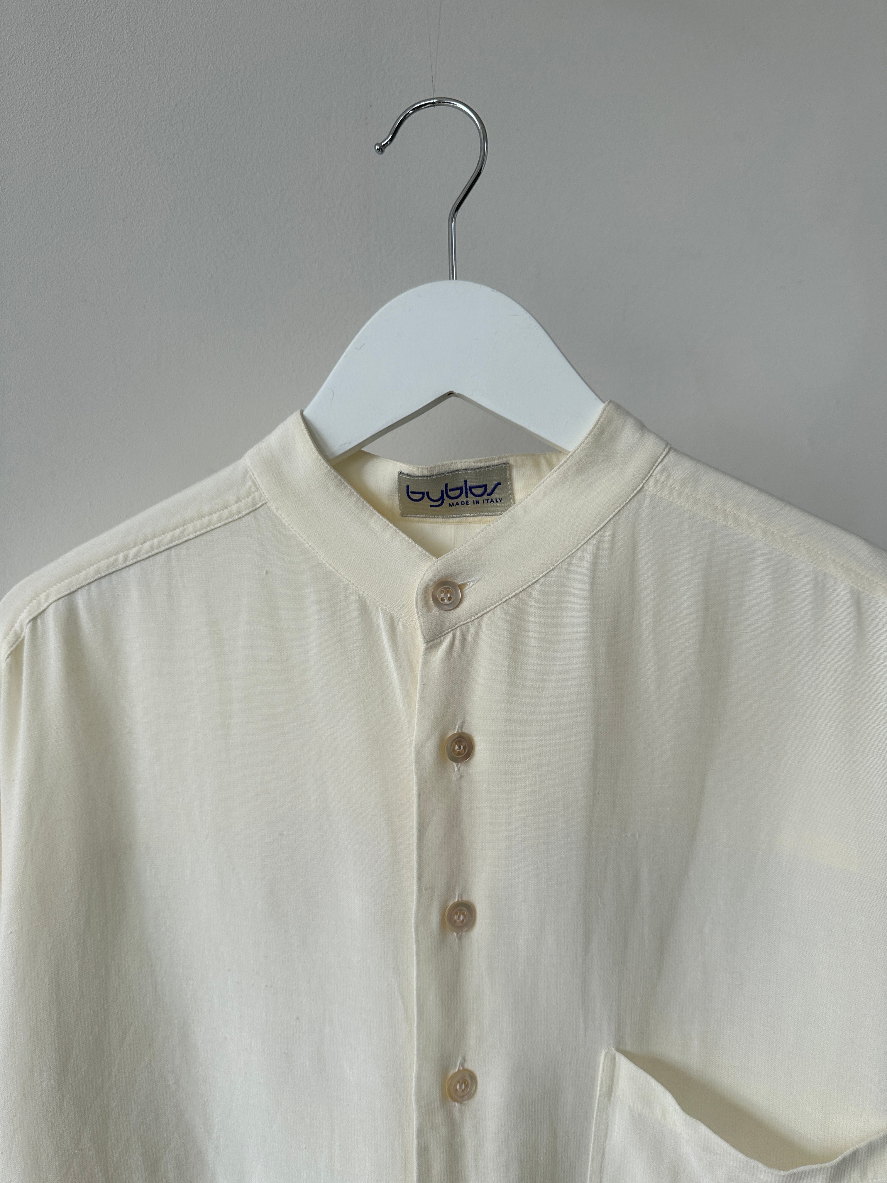 Byblos Italian linen sheer slide split shirt in XL, lightweight and stylish with a relaxed fit, perfect for casual wear