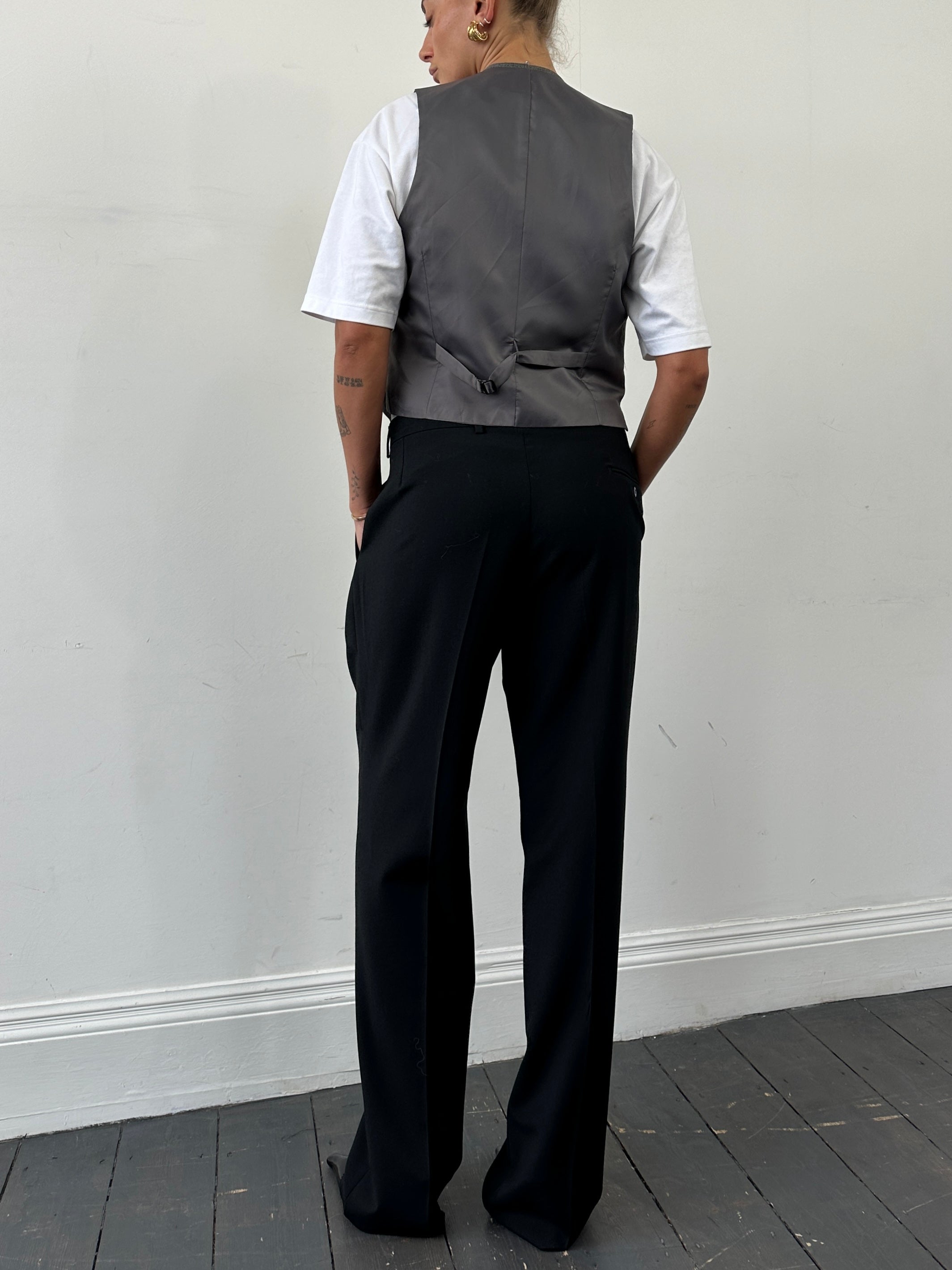Italian Vintage pure wool straight leg trousers with raw hem, tailored fit, in size W34, by Vintage.