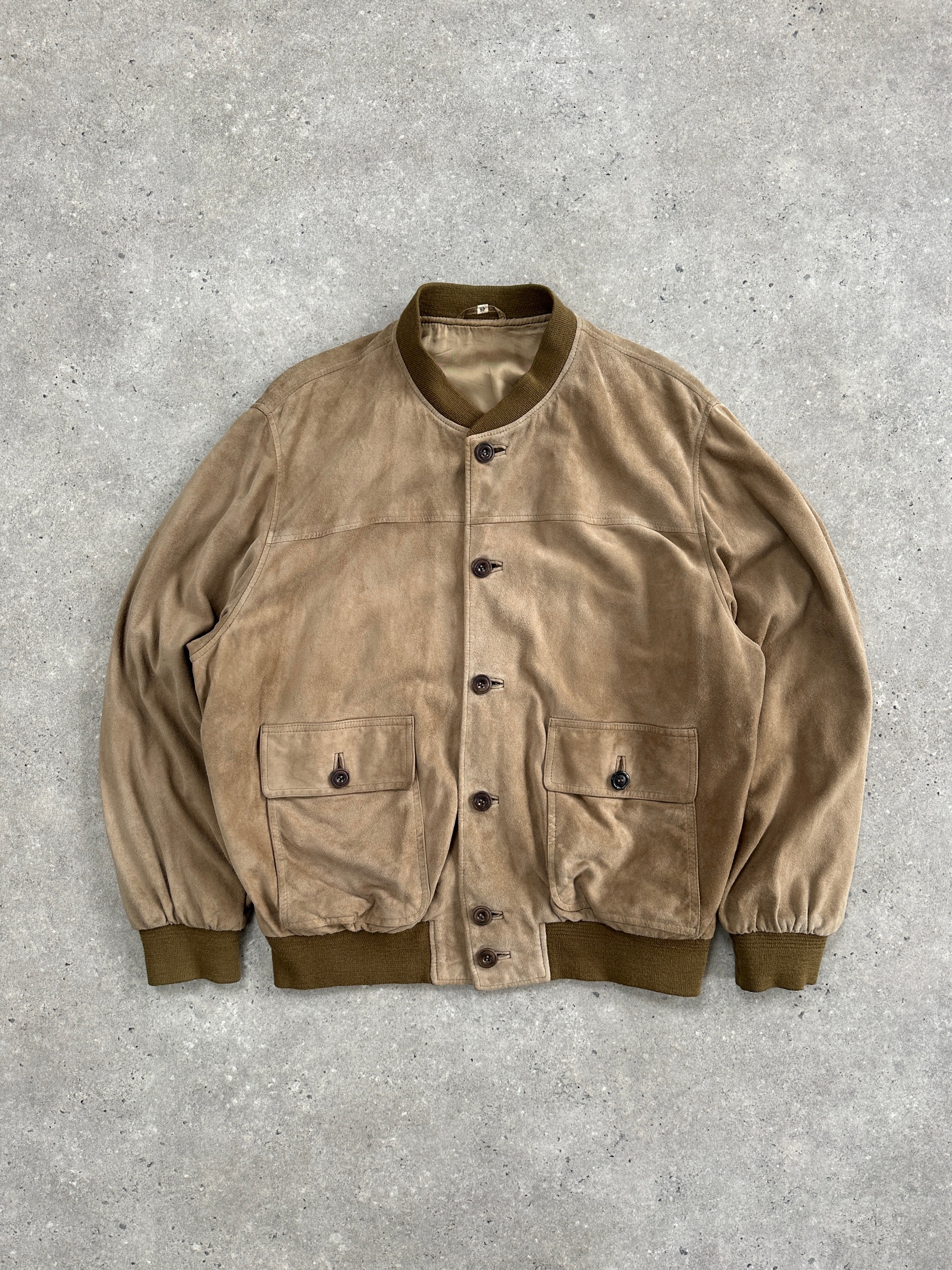 Vintage 1990s suede bomber jacket in size L, classic leather jacket with a retro style and textured suede material.