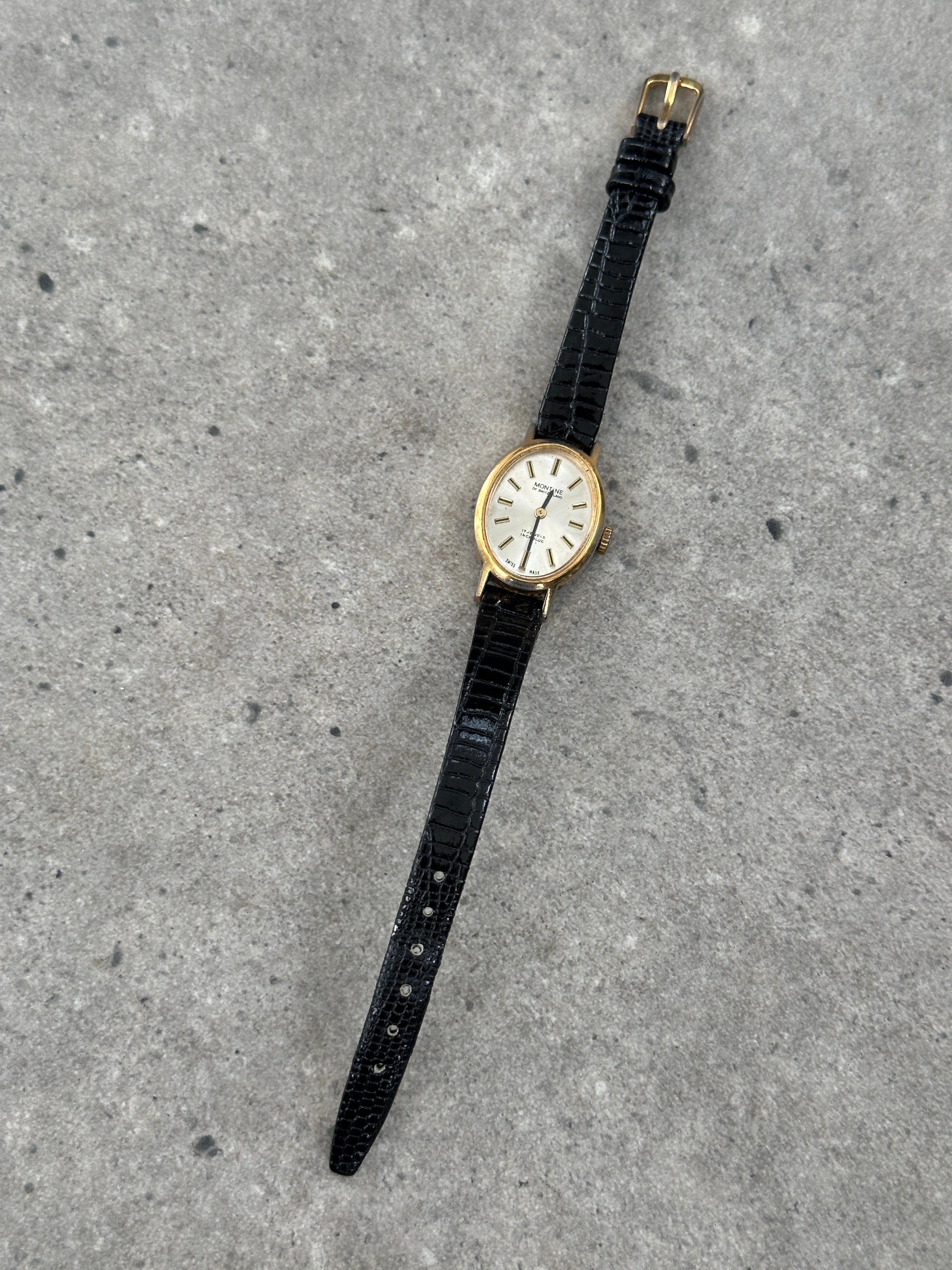 Vintage Montine 1980s Swiss Gold Tone 17 Jewel Leather Watch