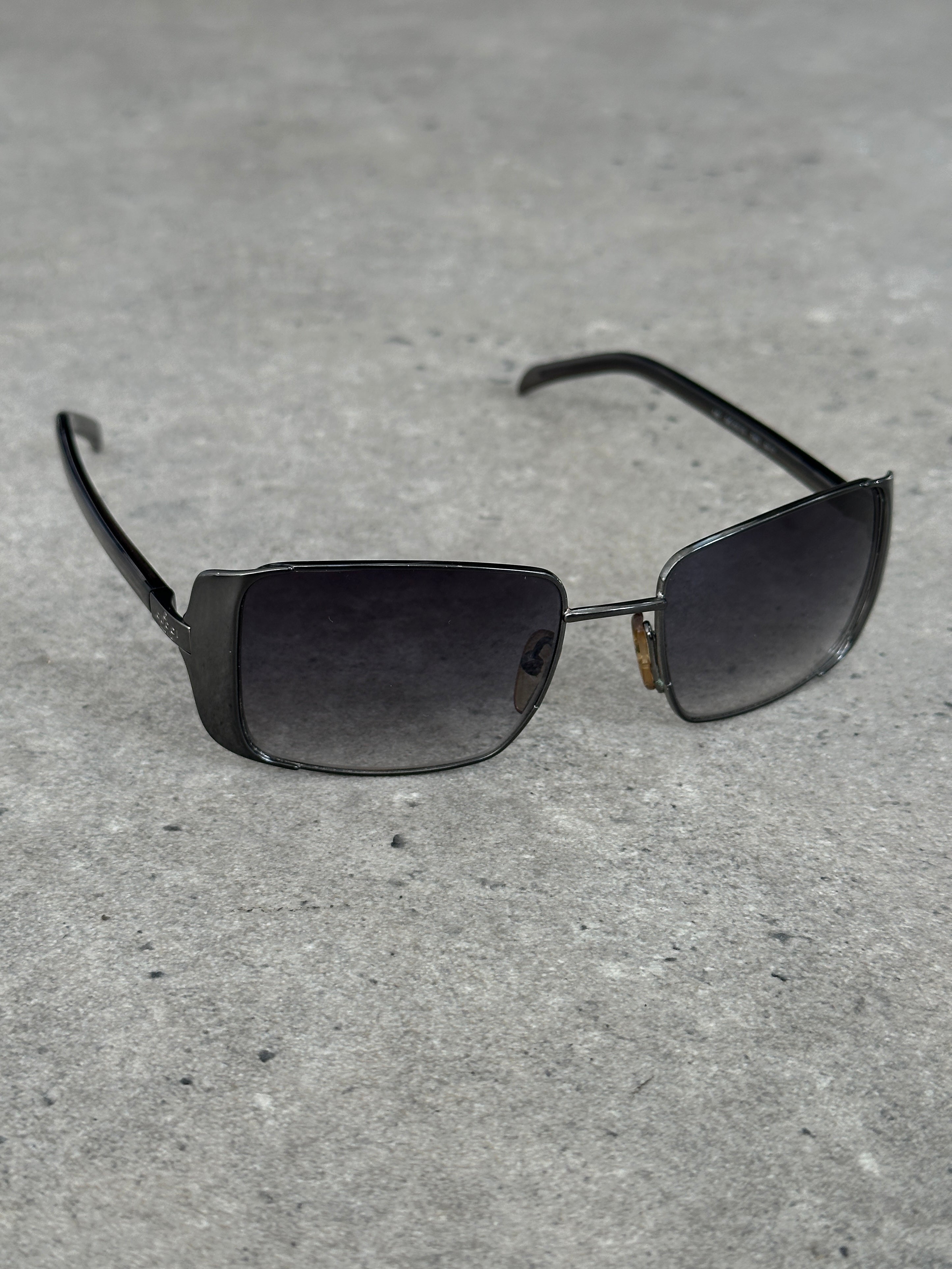 Gucci 2000s Rectangular Logo Sunglasses