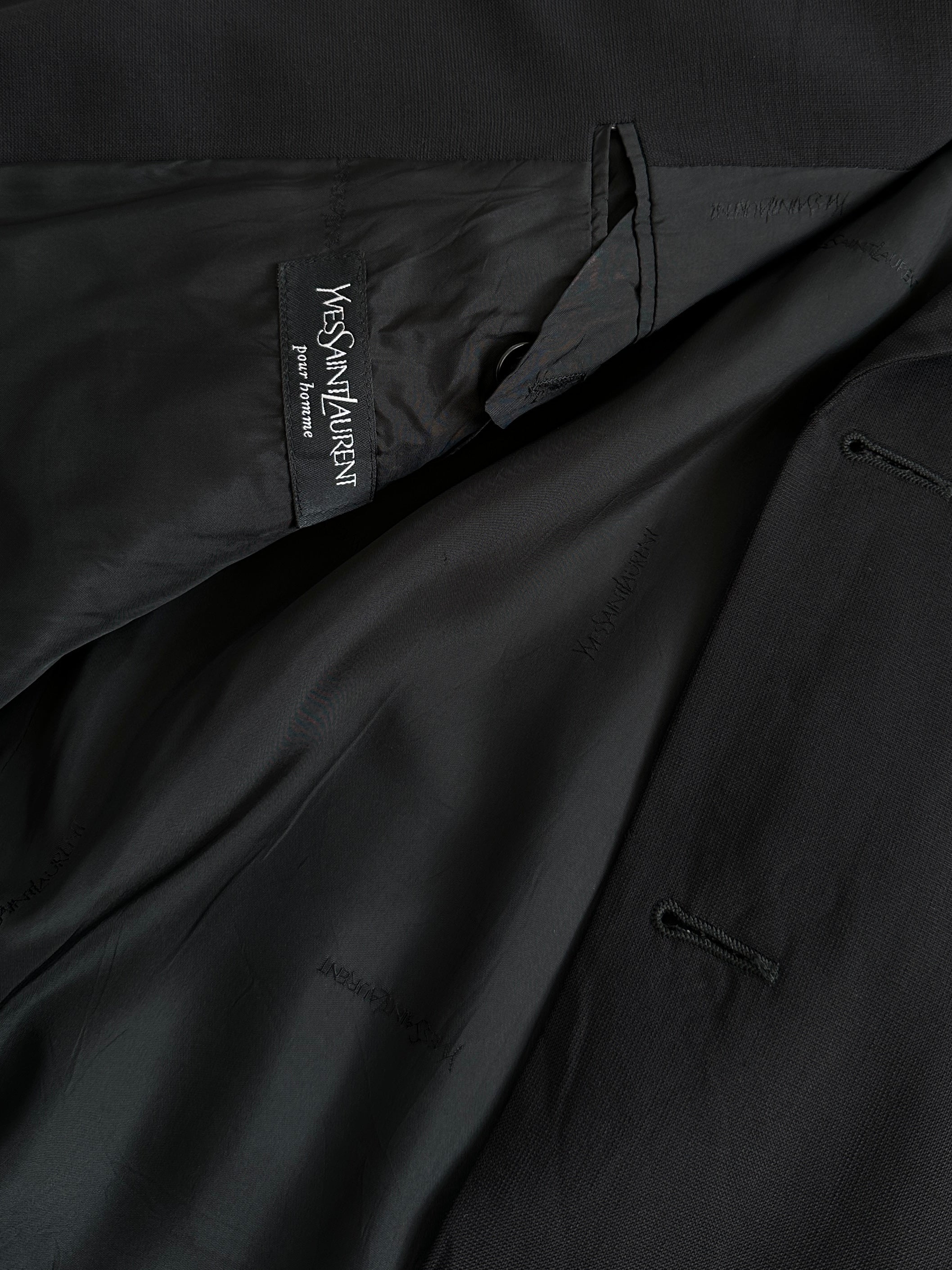 Yves Saint Laurent Pour Homme 1990s pure wool single-breasted blazer, size 42R/XL, in classic tailored style.