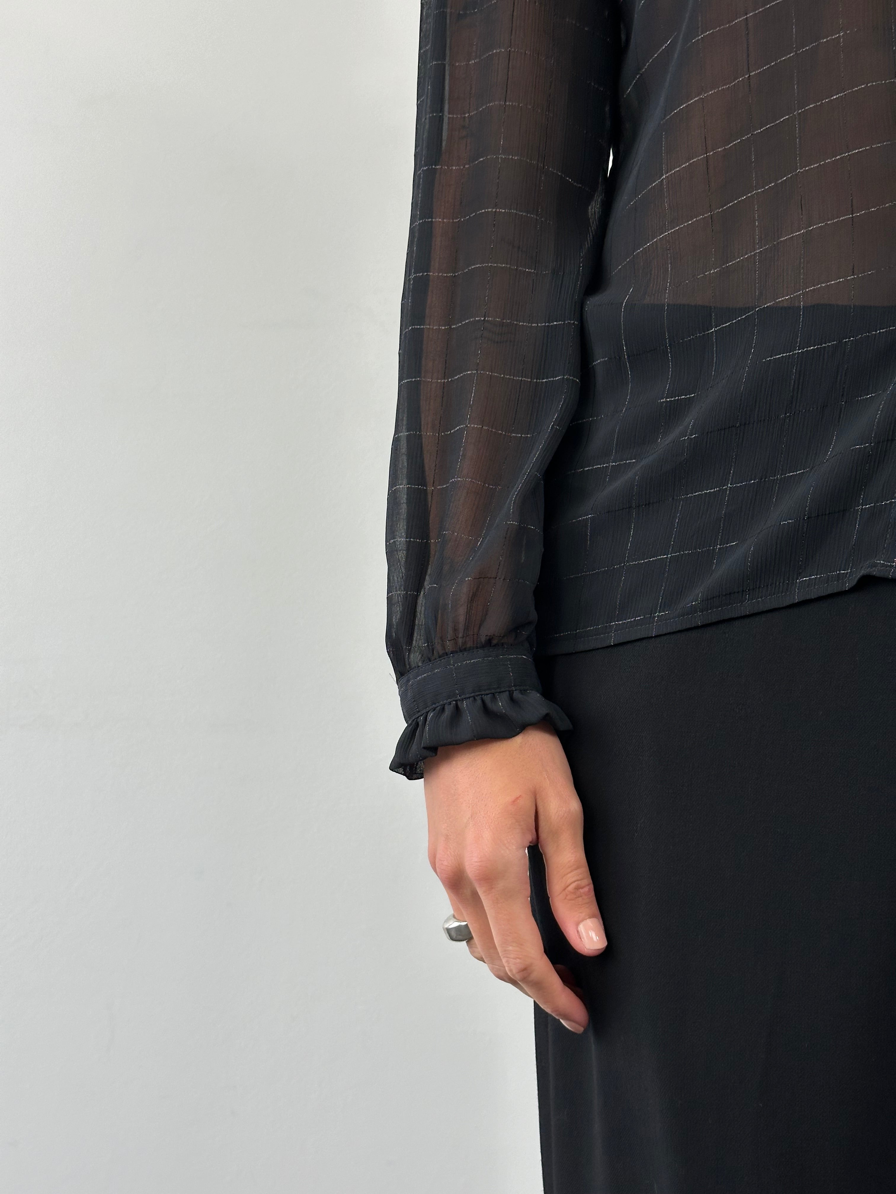 Vintage sheer check shirt in size M, lightweight fabric with a classic plaid pattern, casual and stylish for everyday wear.