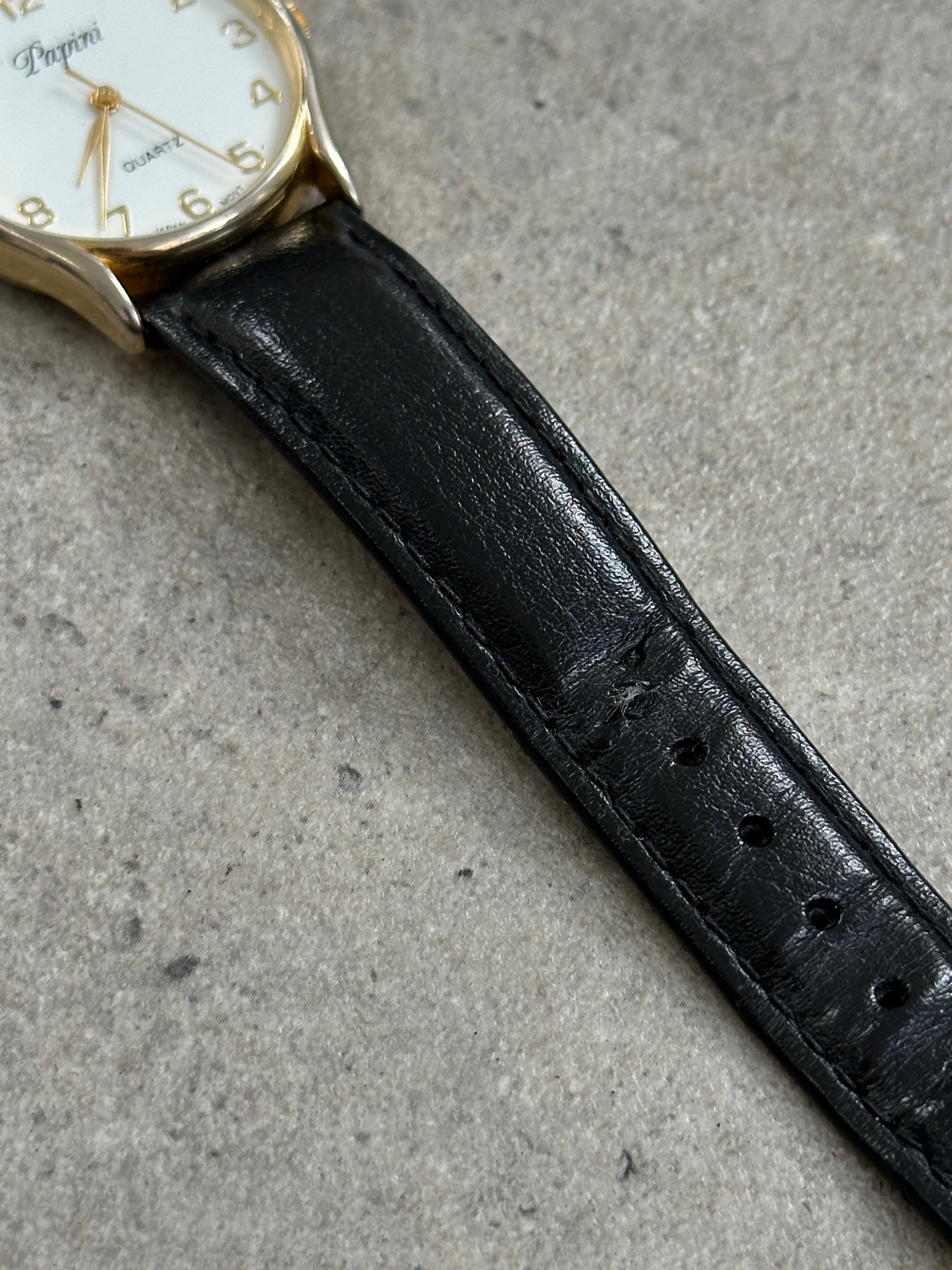 Vintage 1990s Gold Tone Quartz Leather Watch