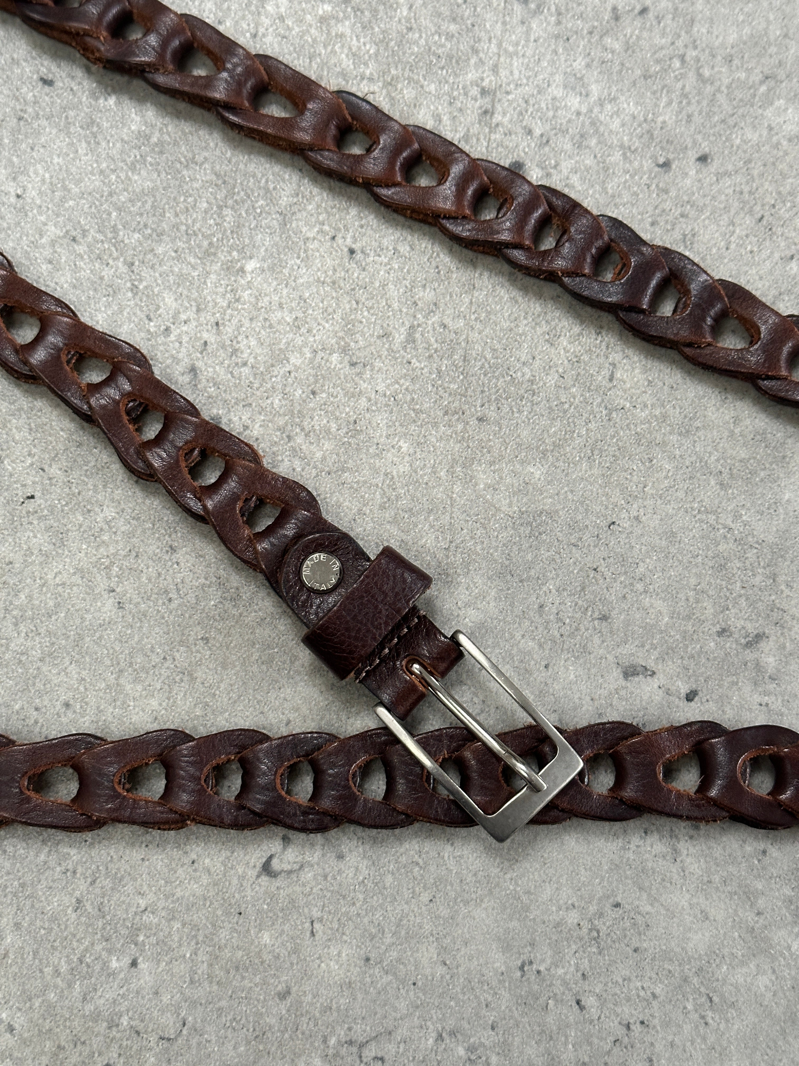 Vintage Italian 1990s leather adjustable belt with antique finish, one size, featuring classic vintage-style buckle.