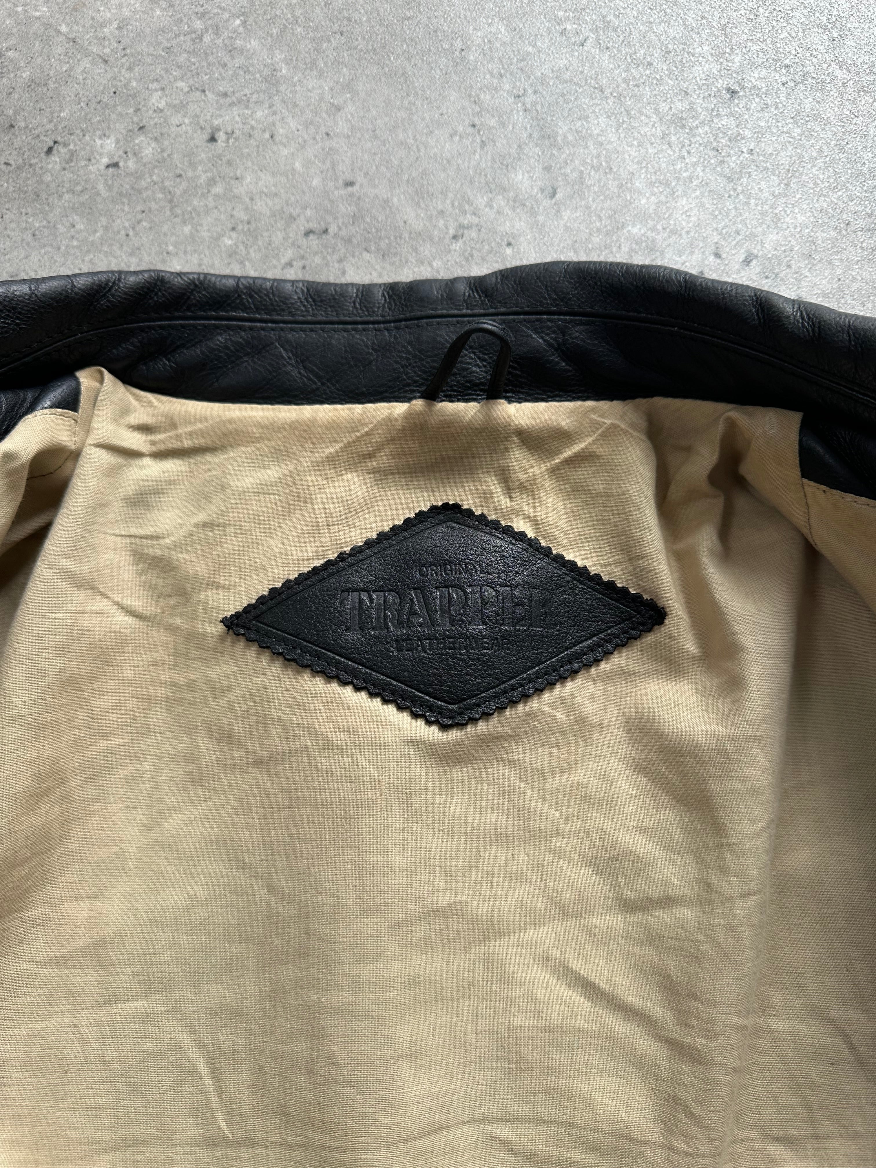 Vintage 1990s heavyweight leather jacket in black, minimal design with XXL size, featuring classic leather texture and stitching.