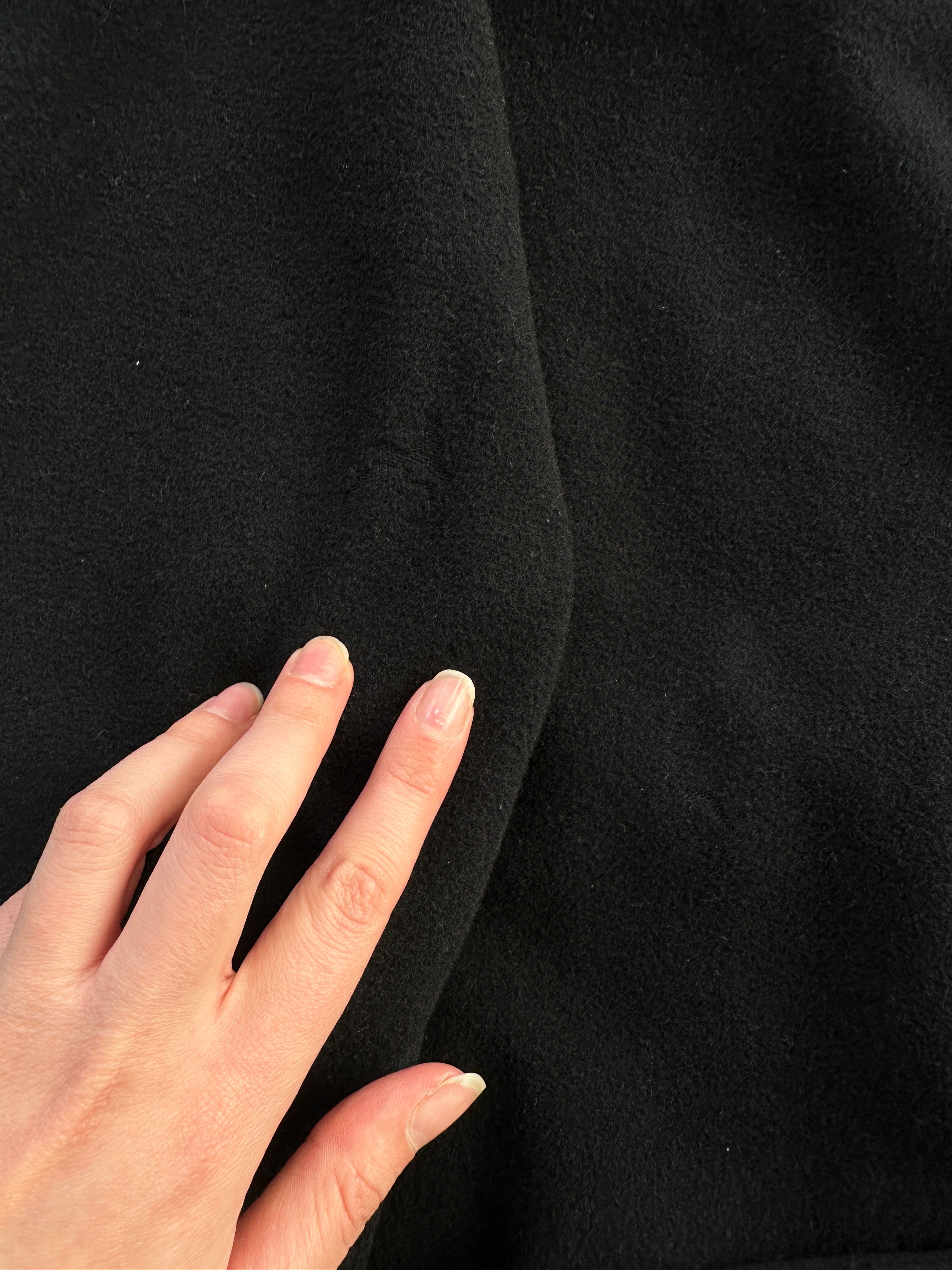 Vintage wool and cashmere belted coat with concealed placket, size XL, featuring classic tailored design and warm, luxurious fabric.