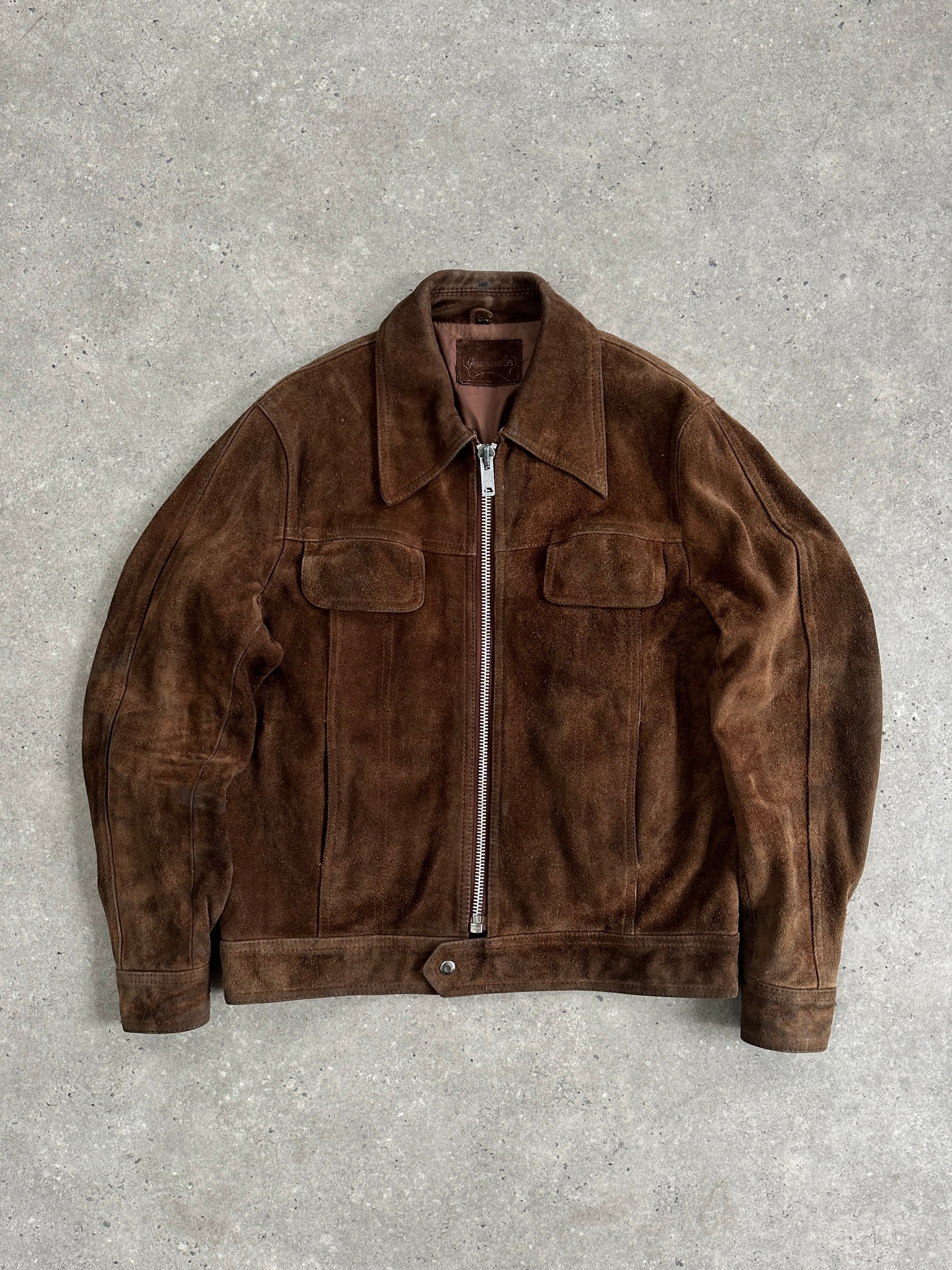 Vintage suede jacket with dagger collar, size large, featuring a classic design and soft texture in earthy tones.