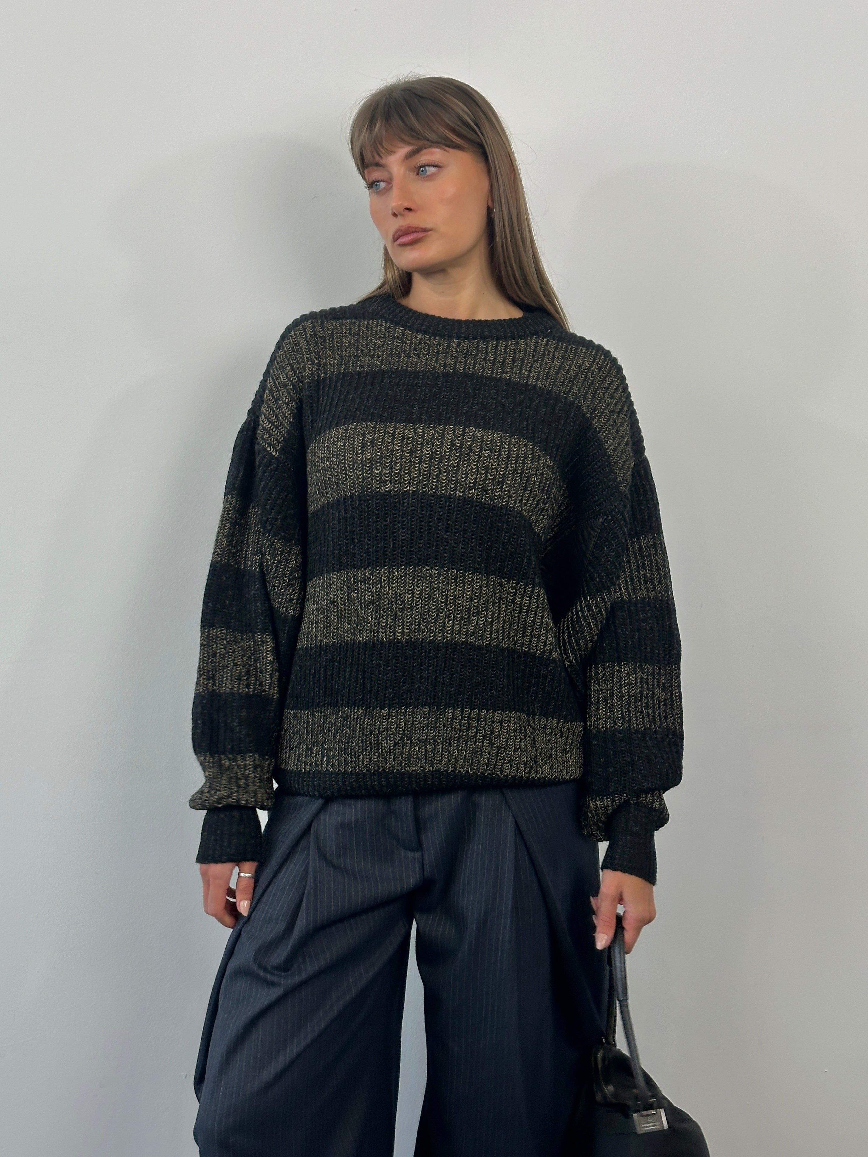 Vintage Italian 1990s wool alpaca striped knitted jumper in XL/XXL size, featuring cozy, multicolored knit pattern and classic design.