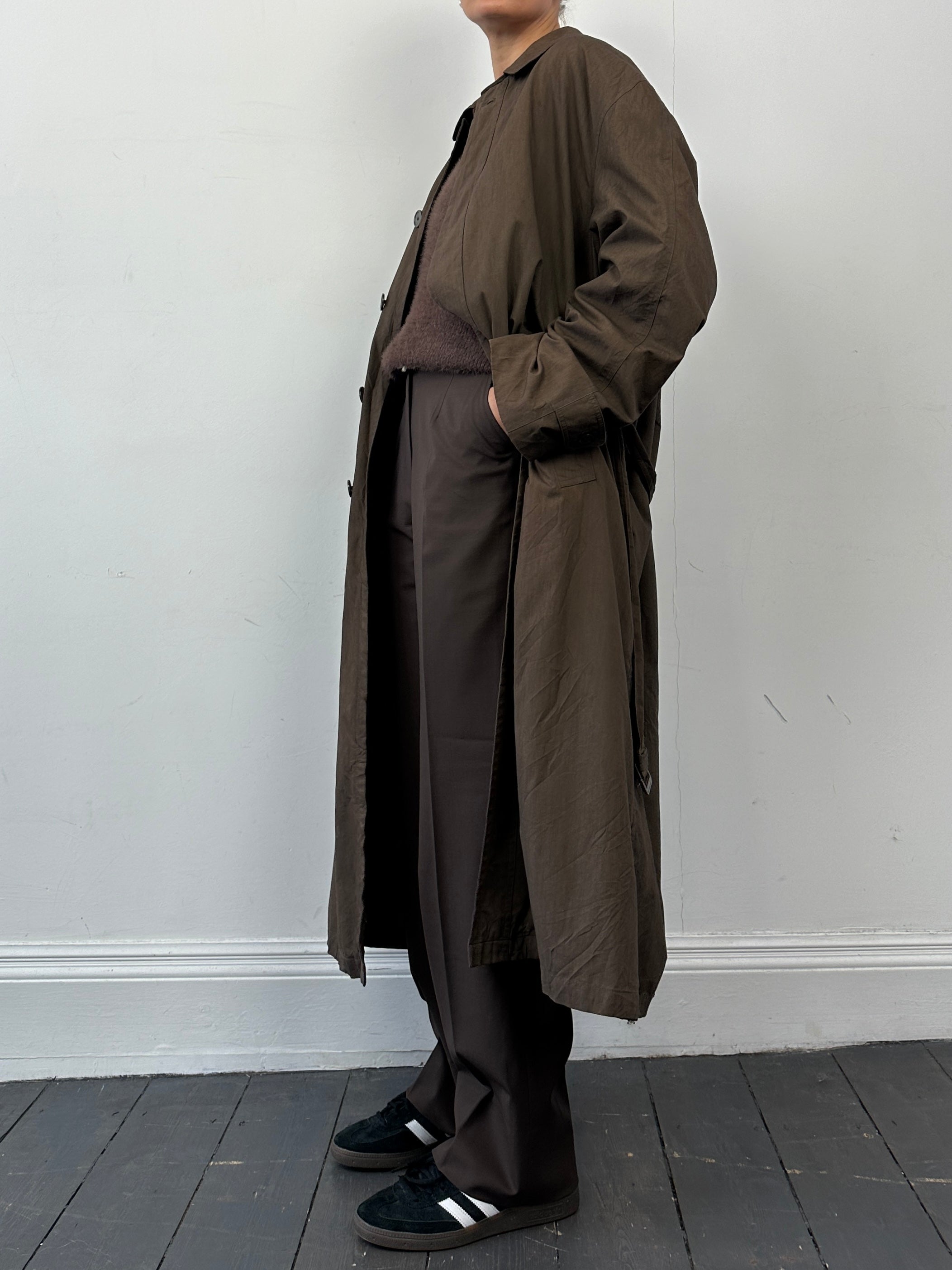 Cotton floor-length belted trench coat by Chaps in size XL, featuring classic design and button details.