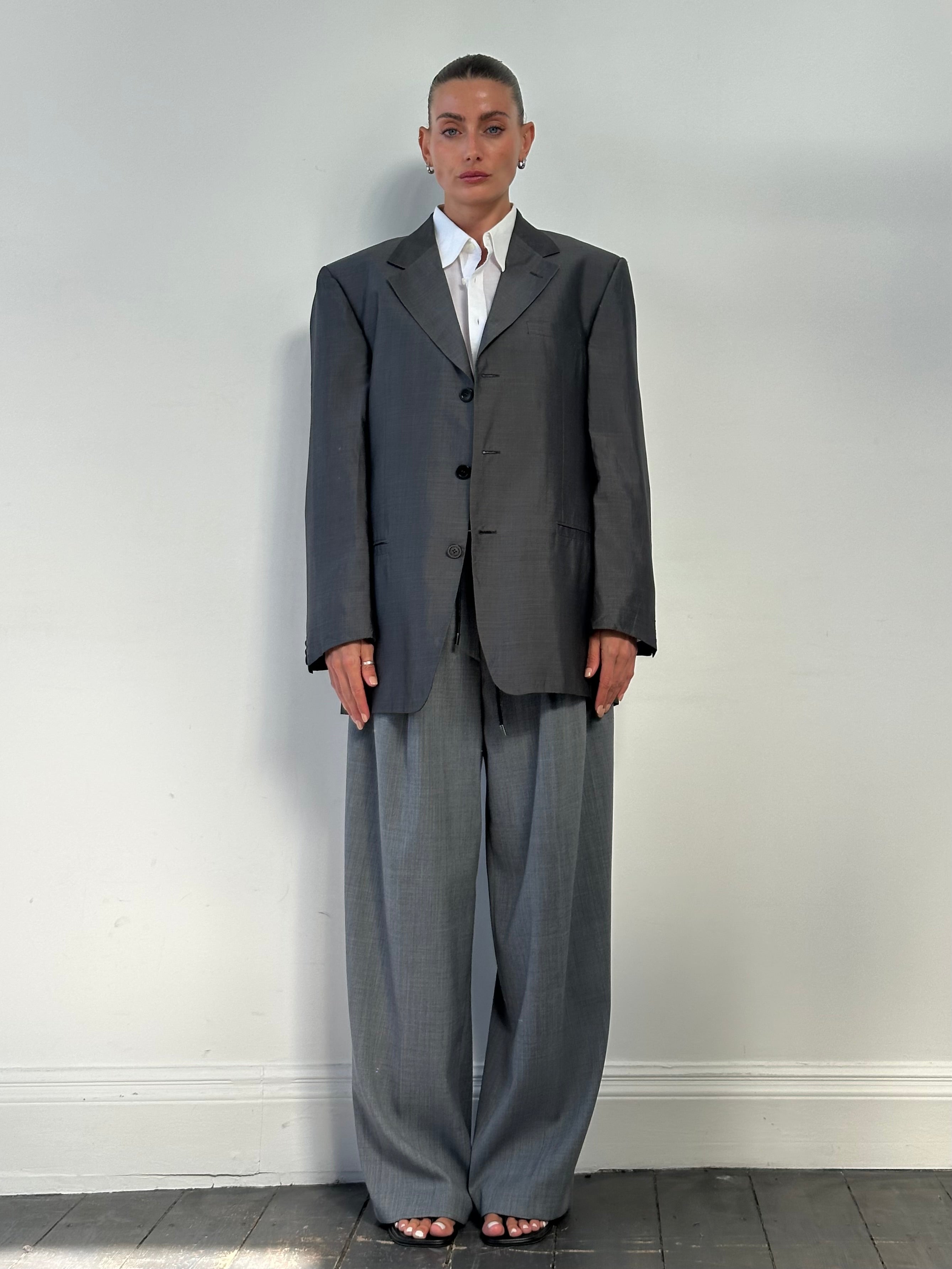 Versace Classic V2 90s pure silk single-breasted blazer in size 42R/XL, shown in a neutral color with tailored fit.