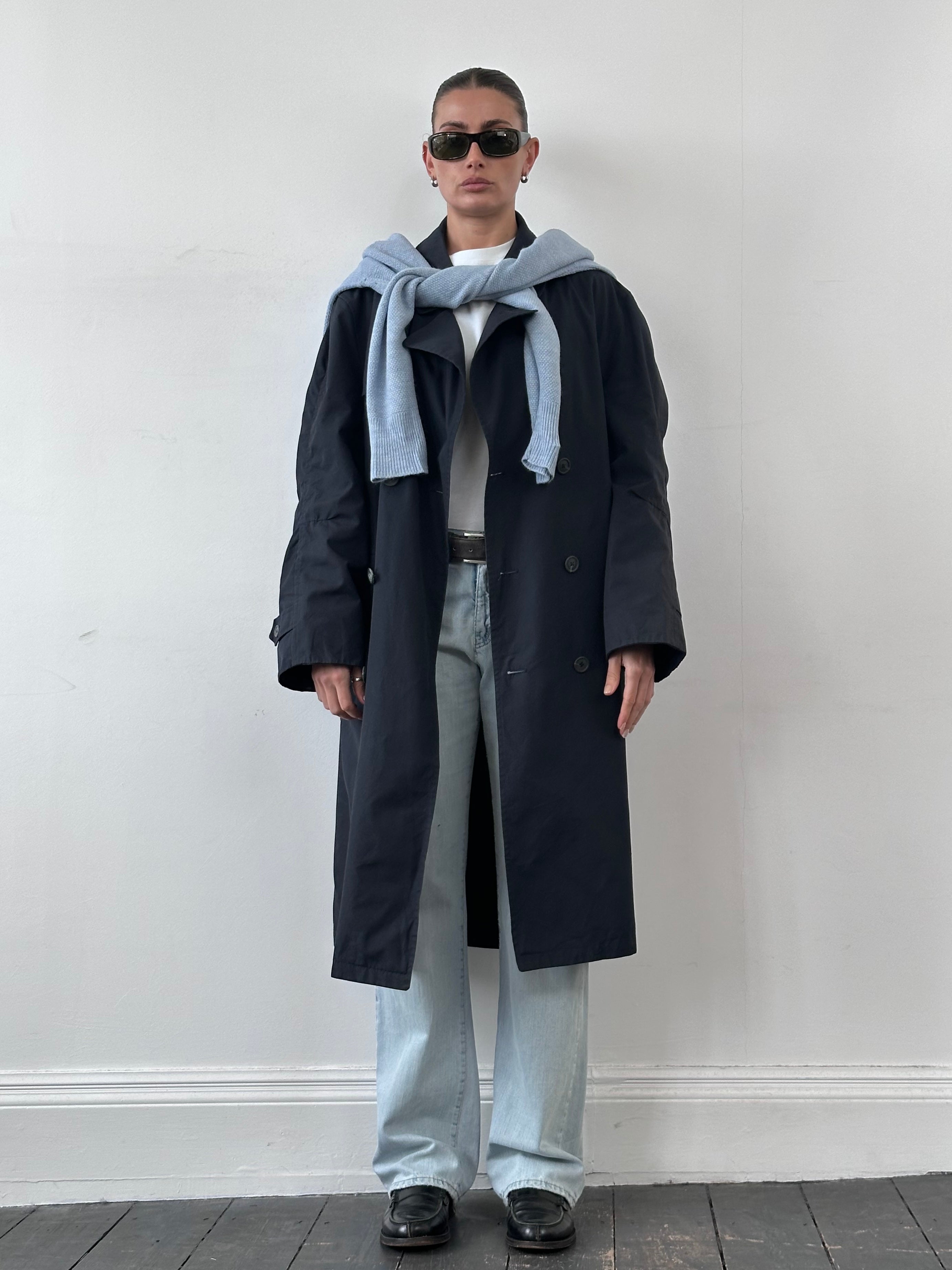 Christian Dior Monsieur double-breasted trench coat in XL, stylish and tailored men's coat with classic design and neutral color.