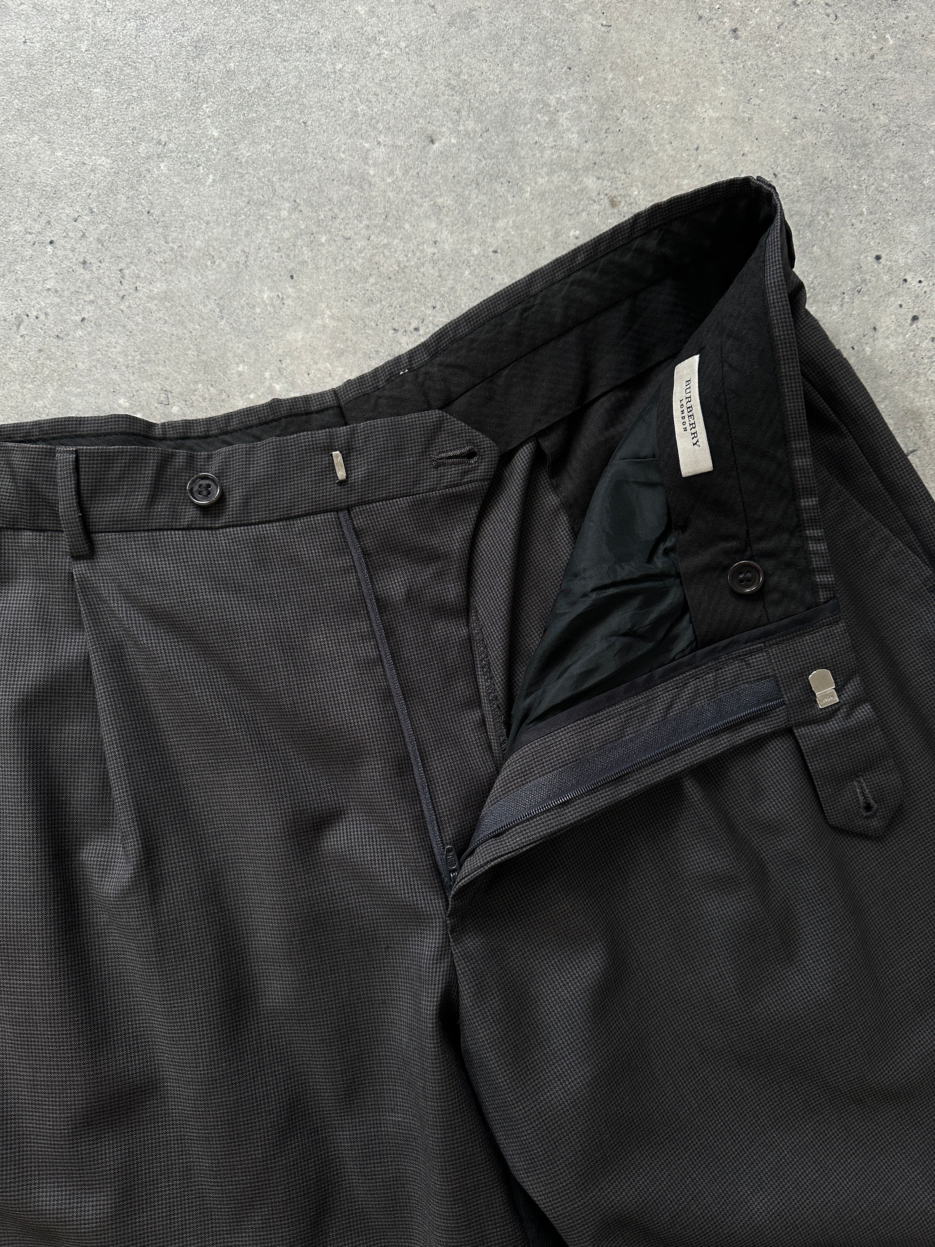 Burberry London pure wool tailored trousers with straight leg fit and mini check pattern, W32 size, shown on a model.