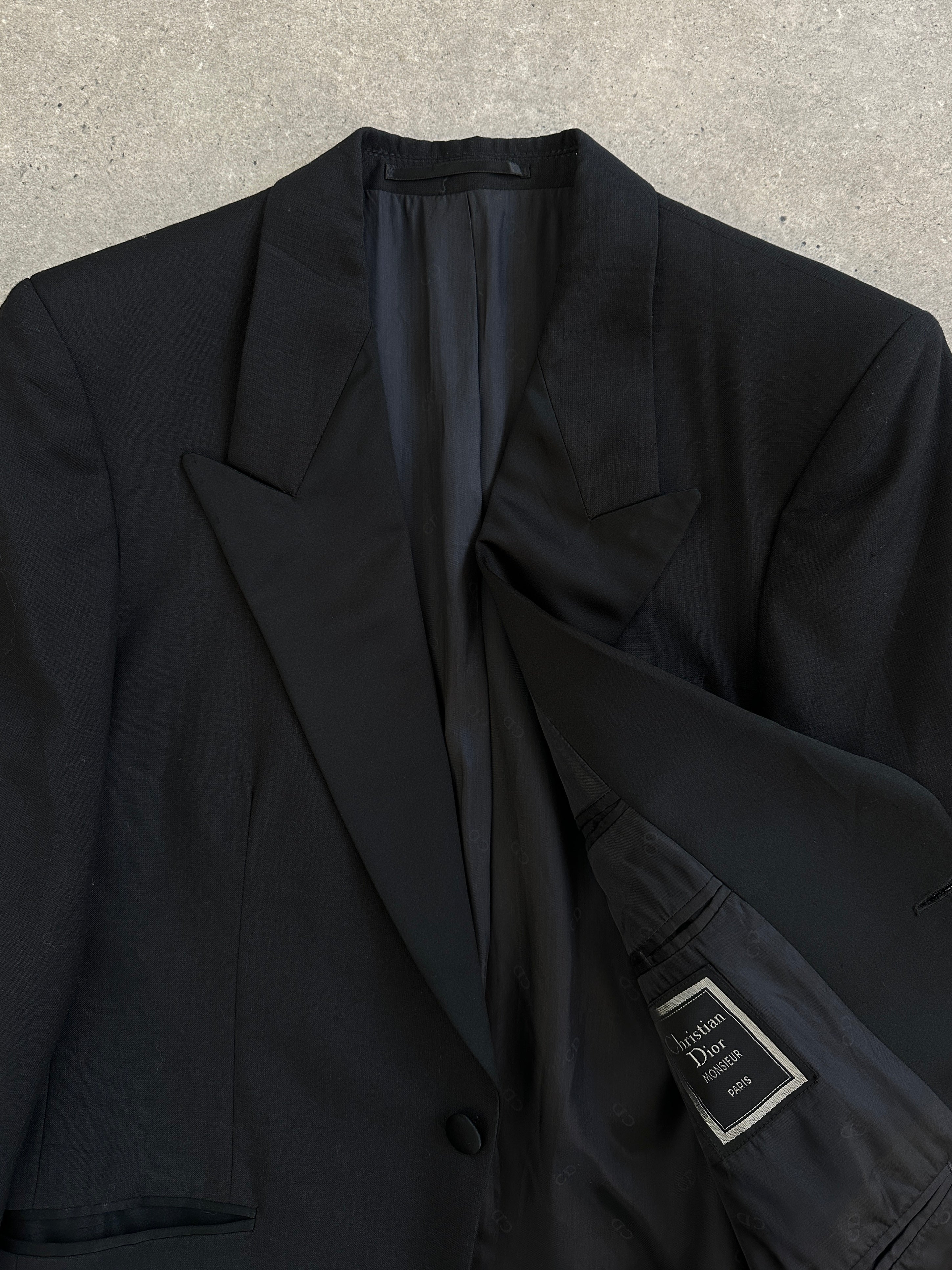 Christian Dior Monsieur 1980s wool tuxedo blazer, size 38R/M, tailored fit with classic black design and satin lapel details.
