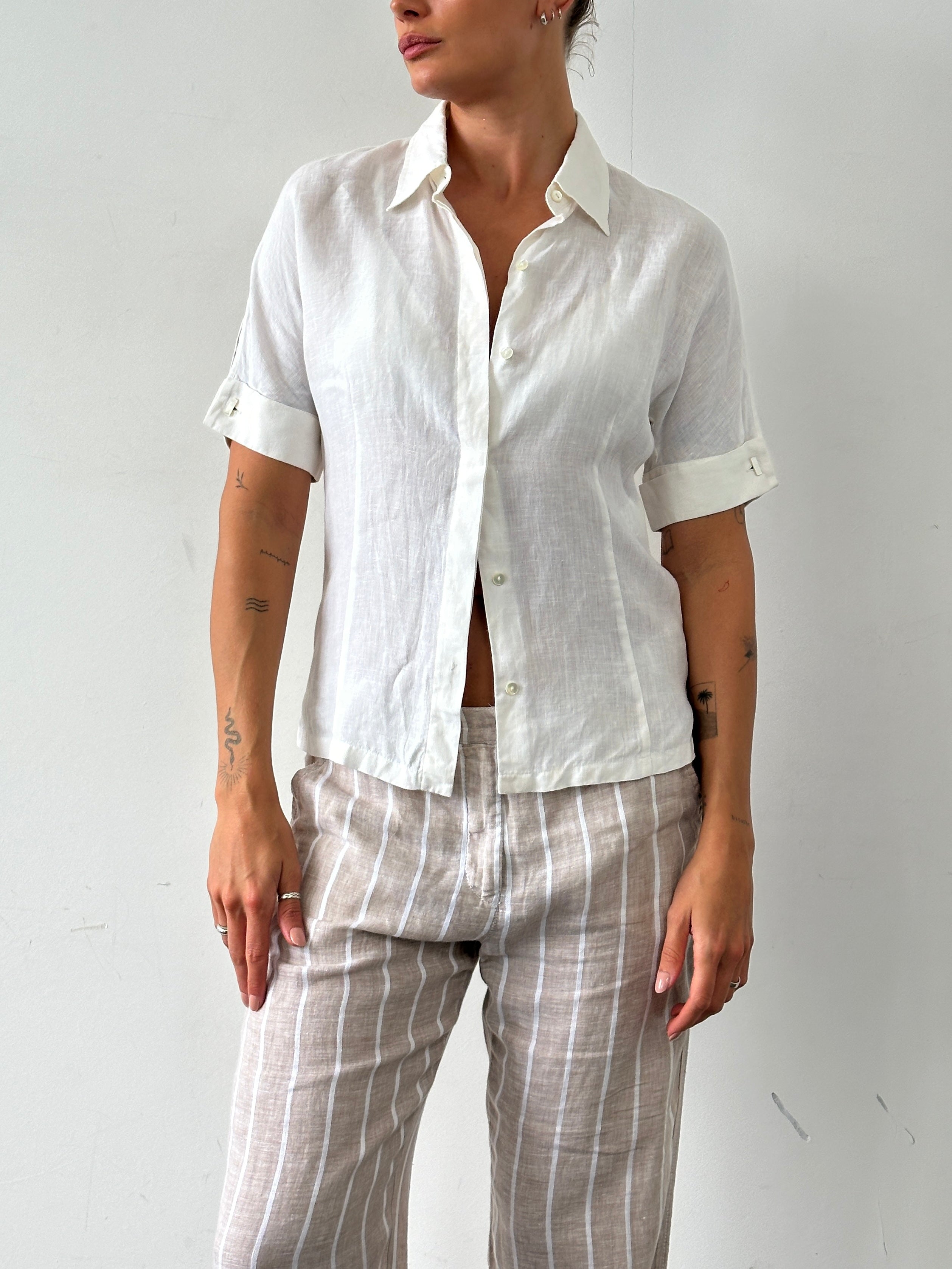 Max Mara pure linen short sleeve shirt in size small, featuring a classic collar and lightweight fabric for a casual, stylish look.