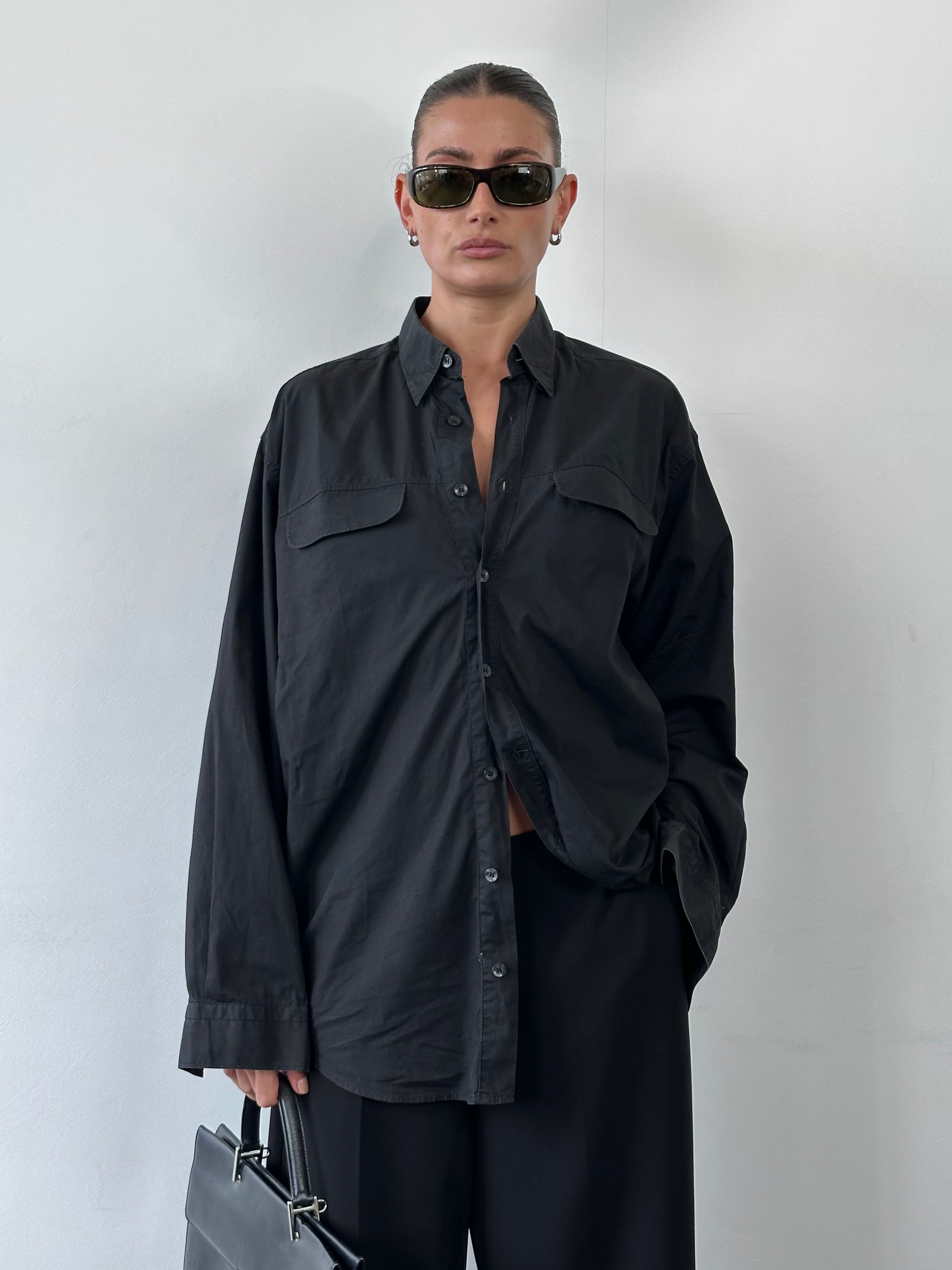 Versace Classic V2 pure cotton shirt in XL, stylish men's button-up shirt with a sleek design and comfortable fit.