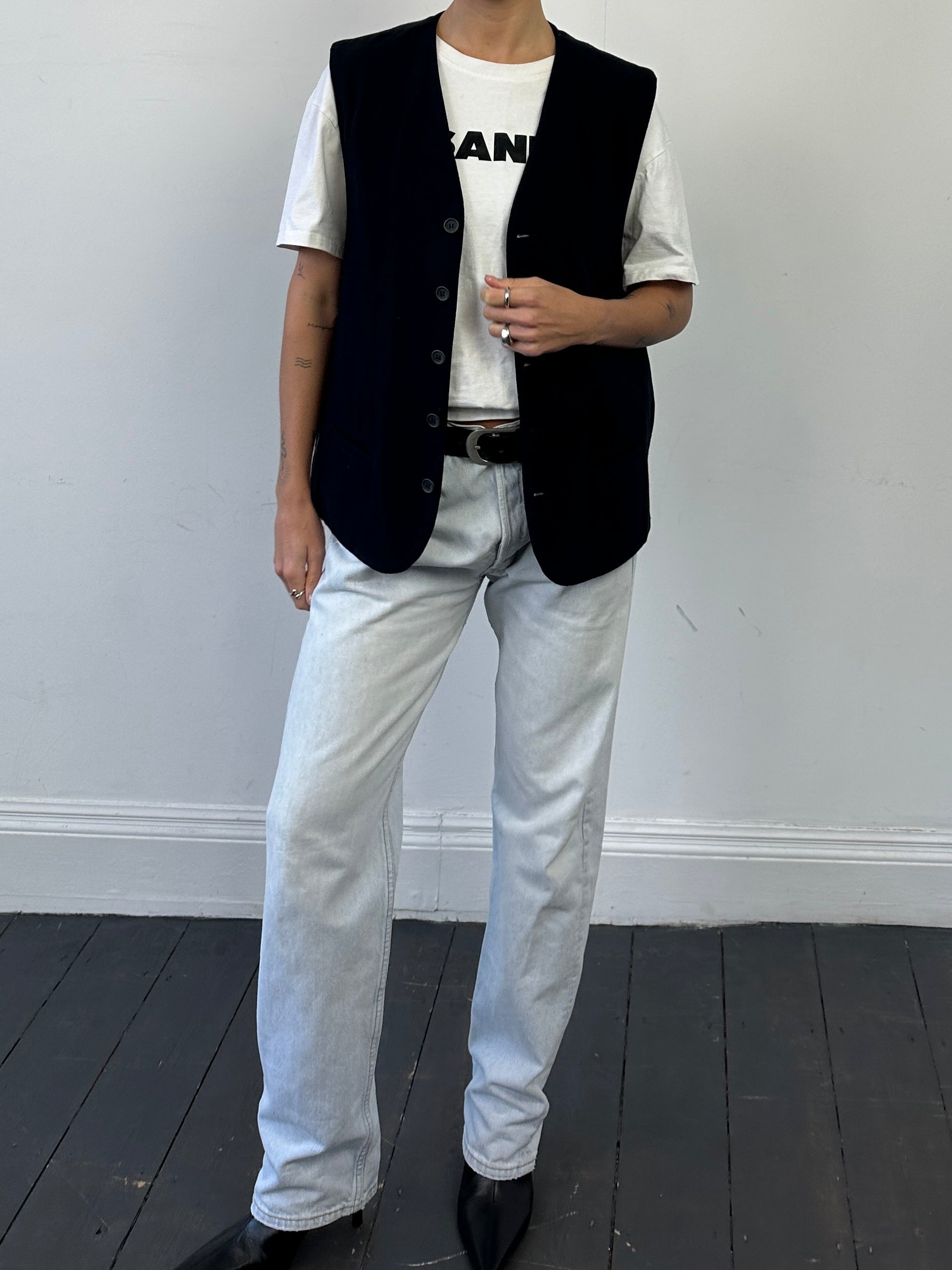 Vintage wool and cashmere single-breasted waistcoat in XL, featuring classic tailored design and button details.
