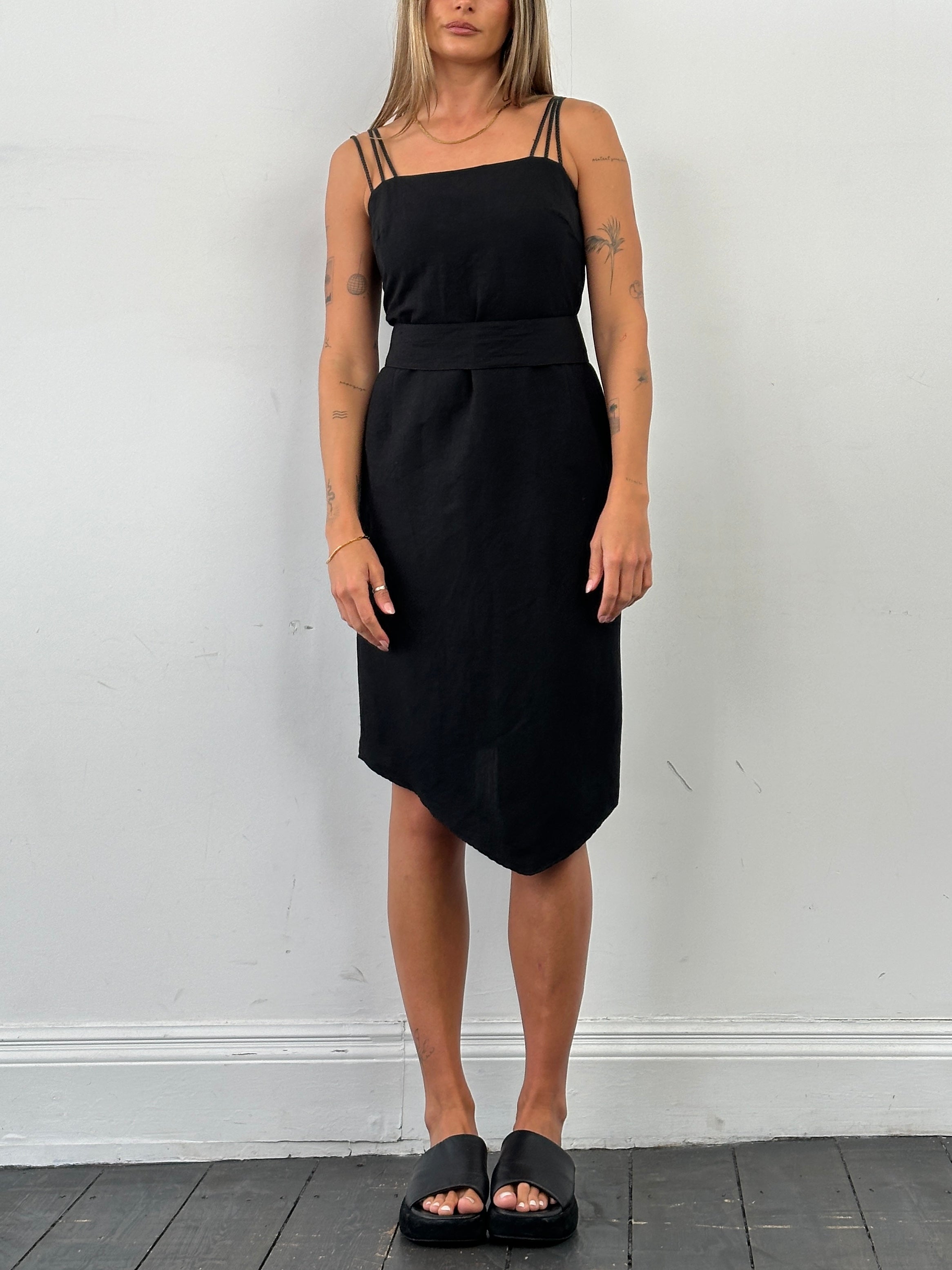 Marella asymmetric linen belted dress in M/L size, featuring a stylish design with a waist belt and relaxed fit.