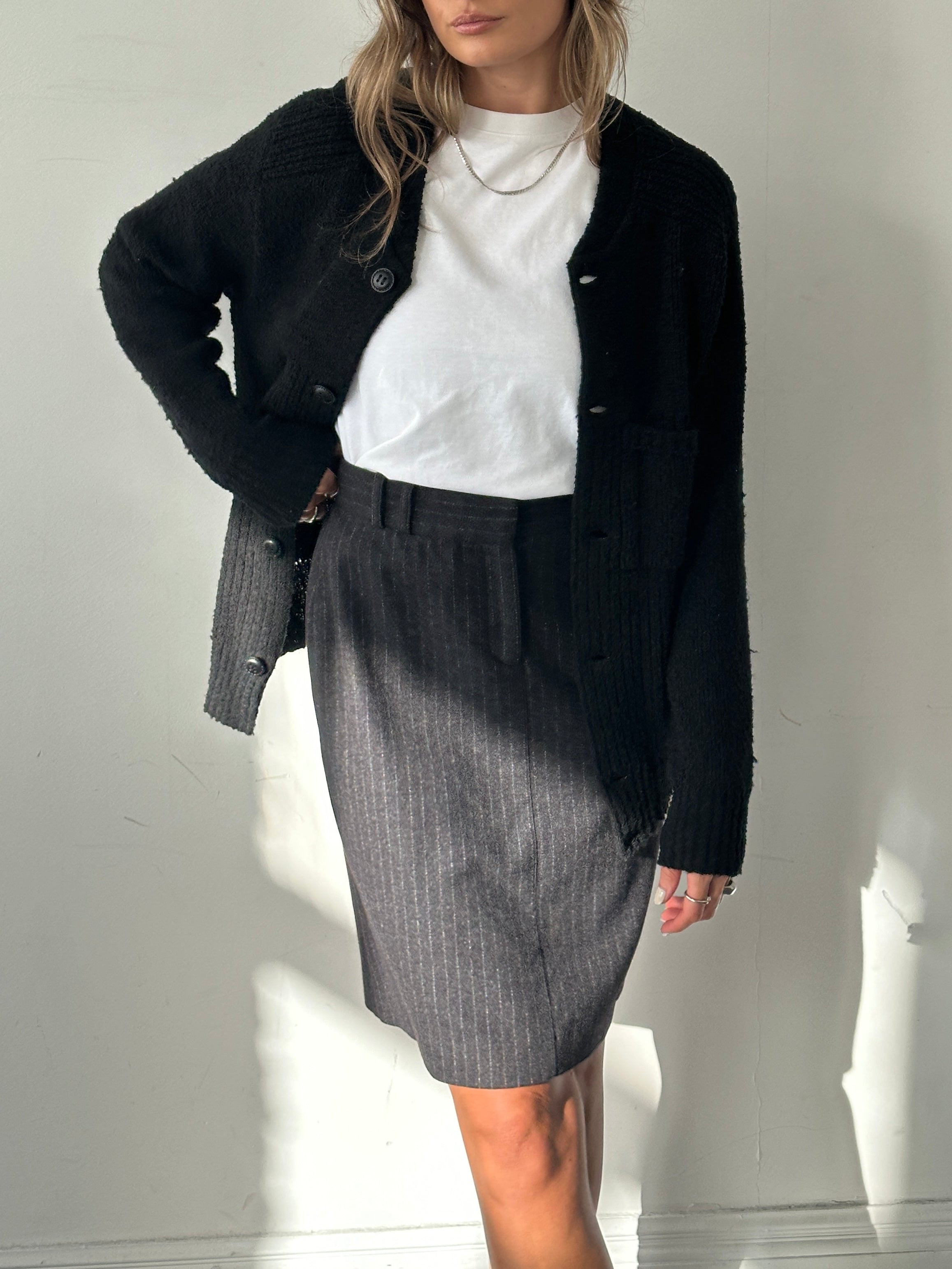 Burberry London wool pinstripe skirt in size W28, tailored fit with classic navy and white pinstripe pattern, shown on a model.