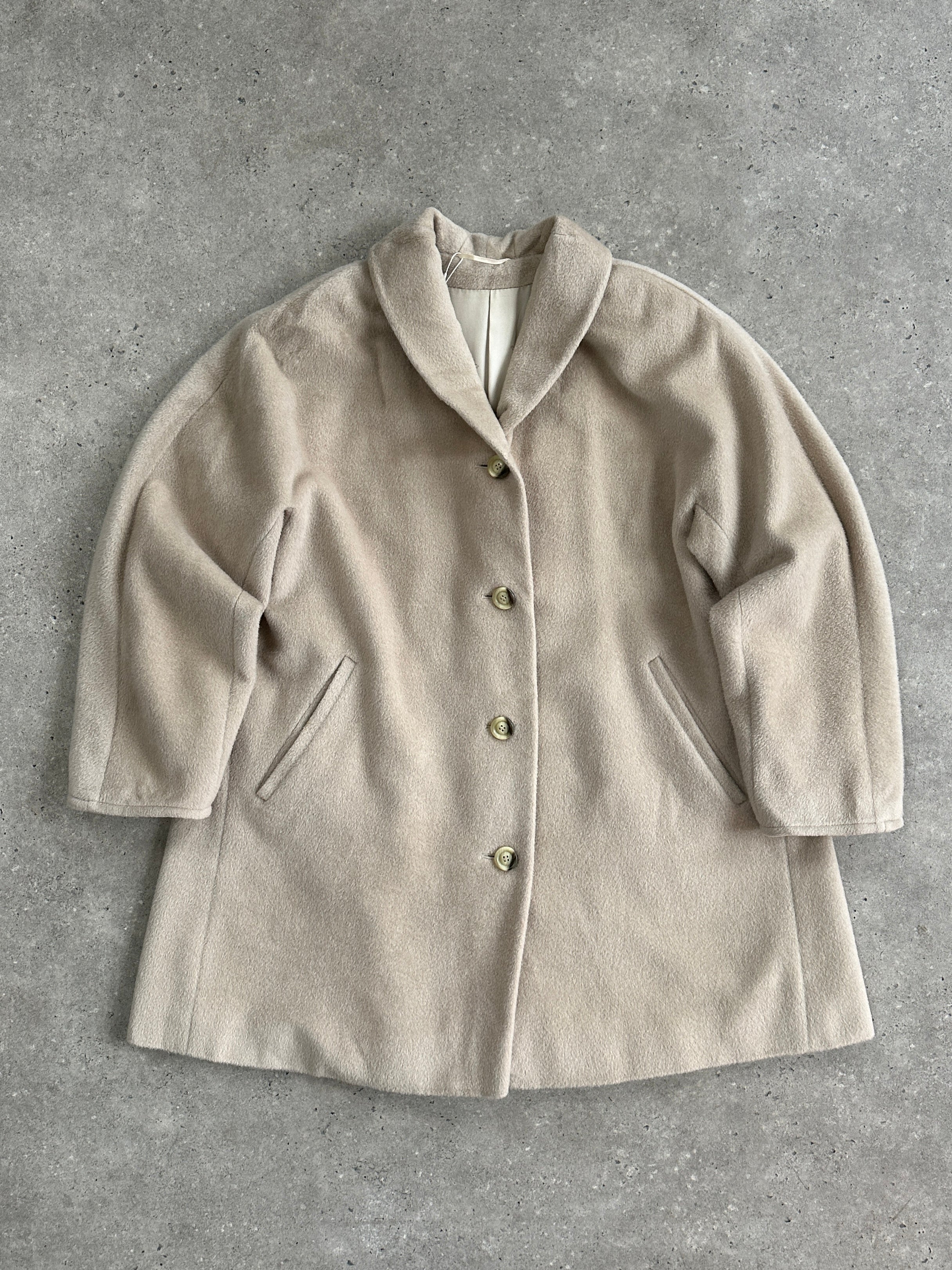 Max Mara brushed wool and cashmere single-breasted coat in M/L size, shown hanging on a wooden hanger.