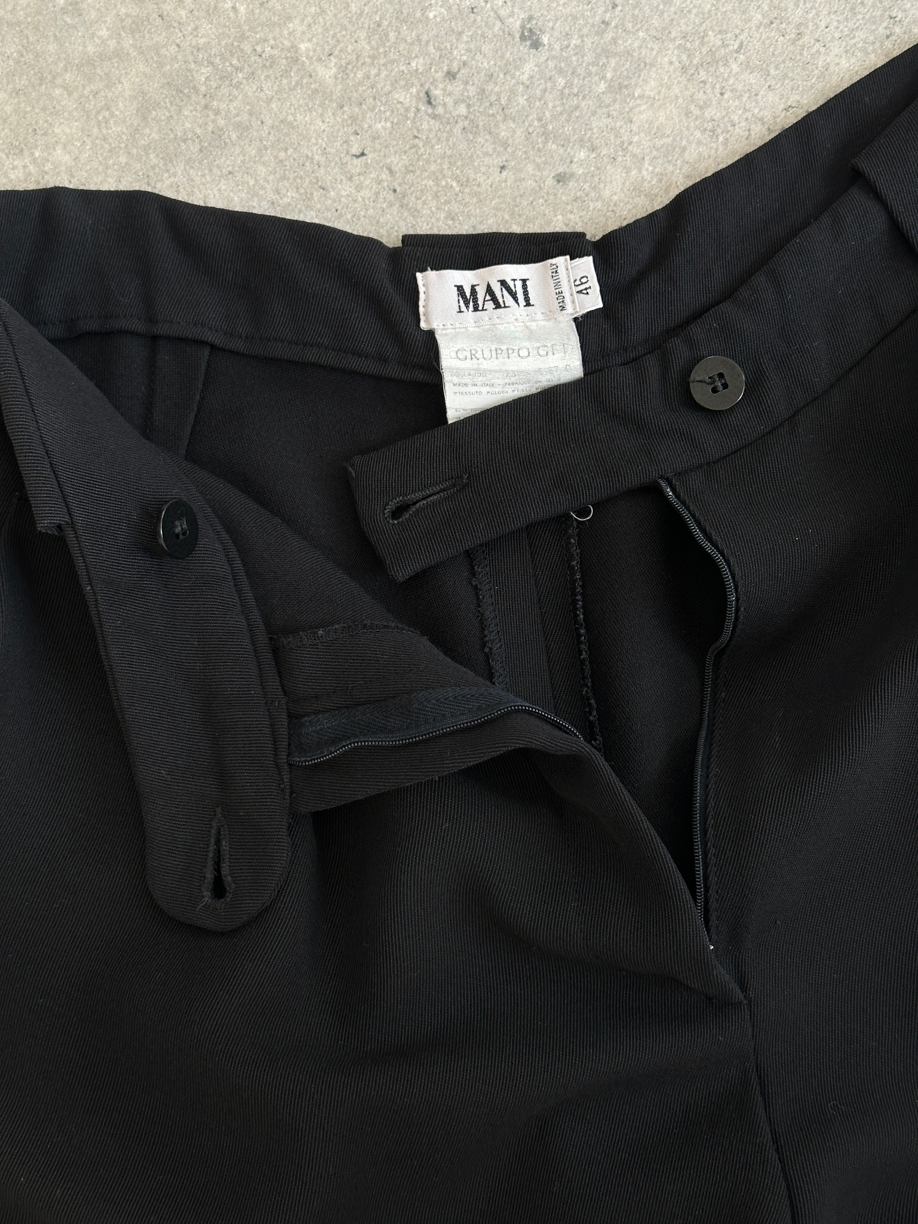 Mani 1990s Wool Tapered Leg Tailored Trouser - W26