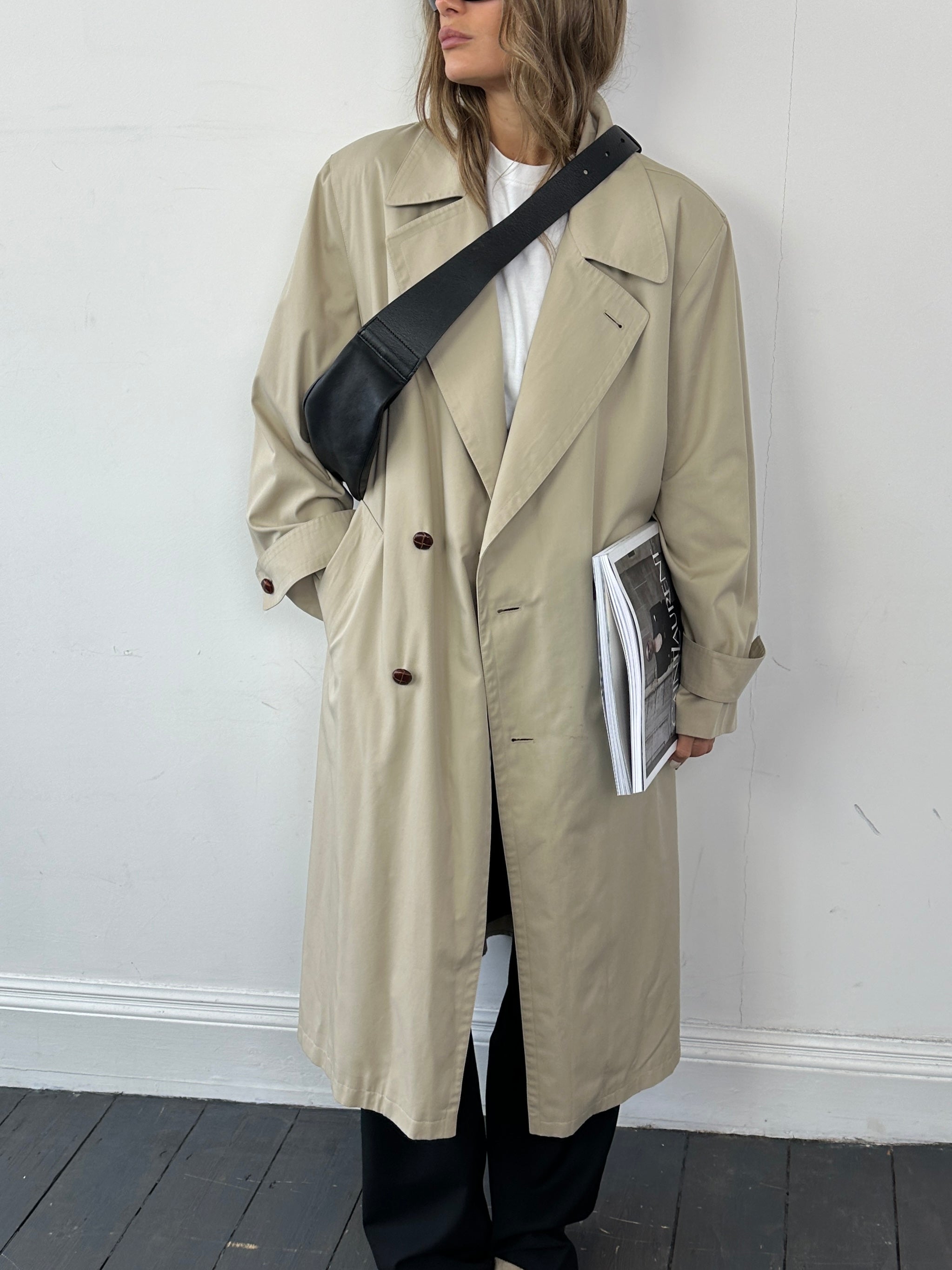 Vintage Italian double-breasted cotton trench coat with belt, XL size, showcasing classic style and timeless design.