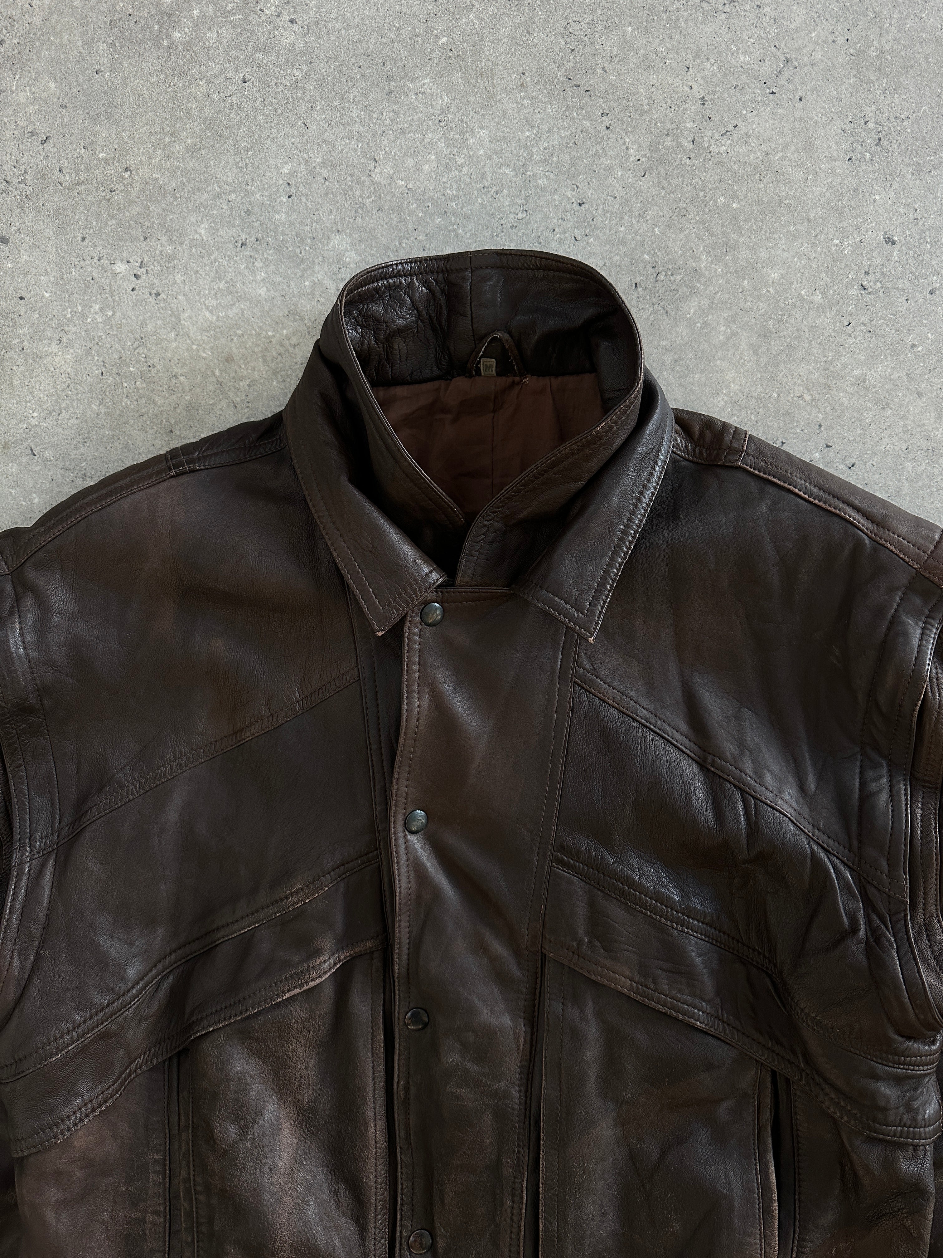 Vintage 1990s aged double collar leather bomber jacket in XL, featuring distressed leather and classic design details.