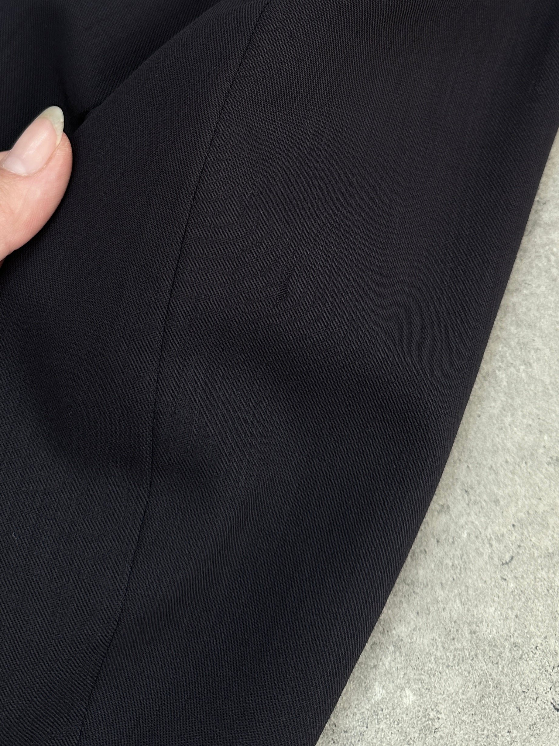 Yves Saint Laurent Pour Homme pure wool three-piece suit in size 44R/W36, tailored fit with jacket, waistcoat, and trousers.