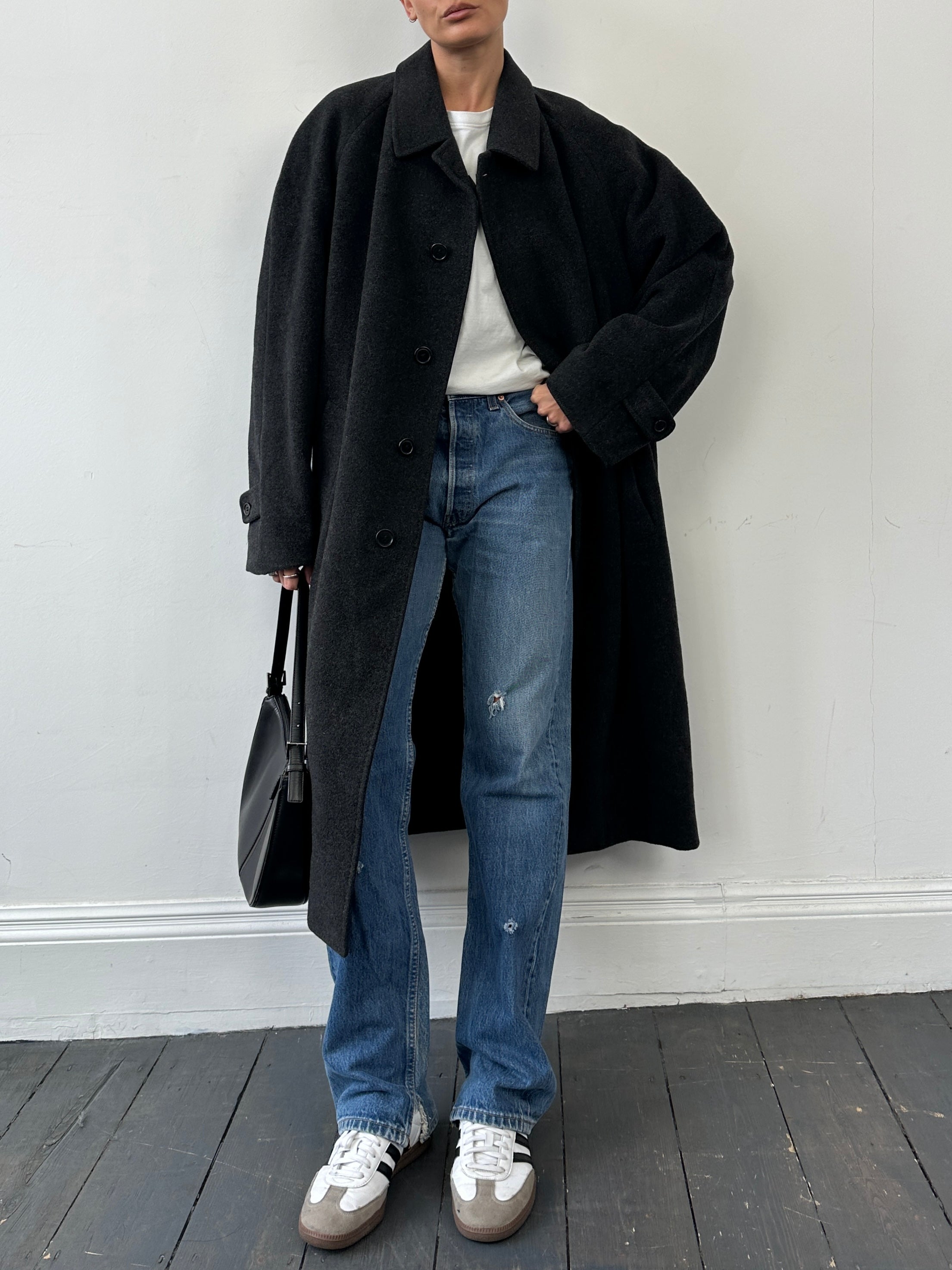Valentino pure wool single-breasted coat with concealed placket in XXL, tailored fit and classic style.