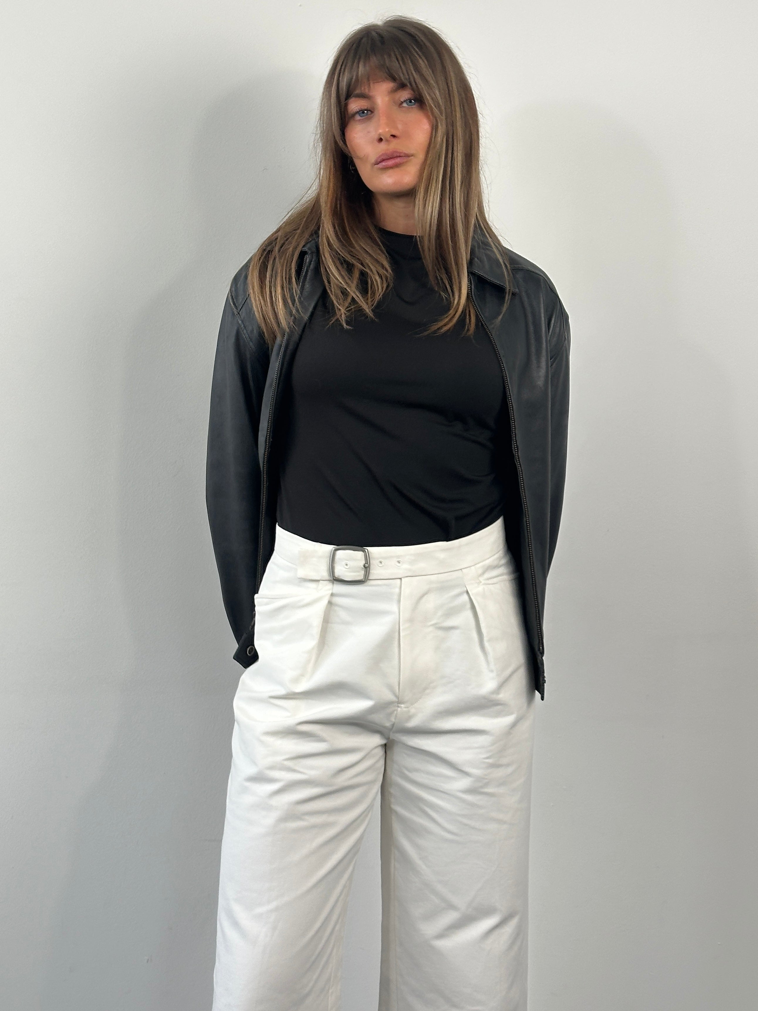 Jil Sander AW23 pure cotton wide leg trousers in size W28, featuring a relaxed fit and classic design.