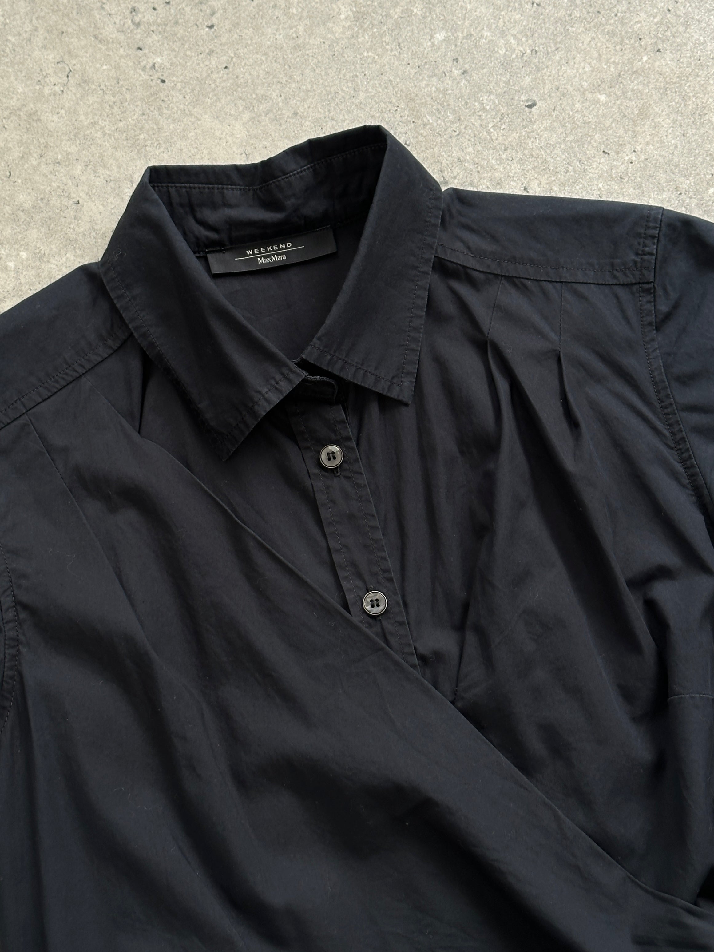 Max Mara Weekend wrap shirt dress in size S, featuring a tailored collar, button front, and waist tie for a sophisticated look.